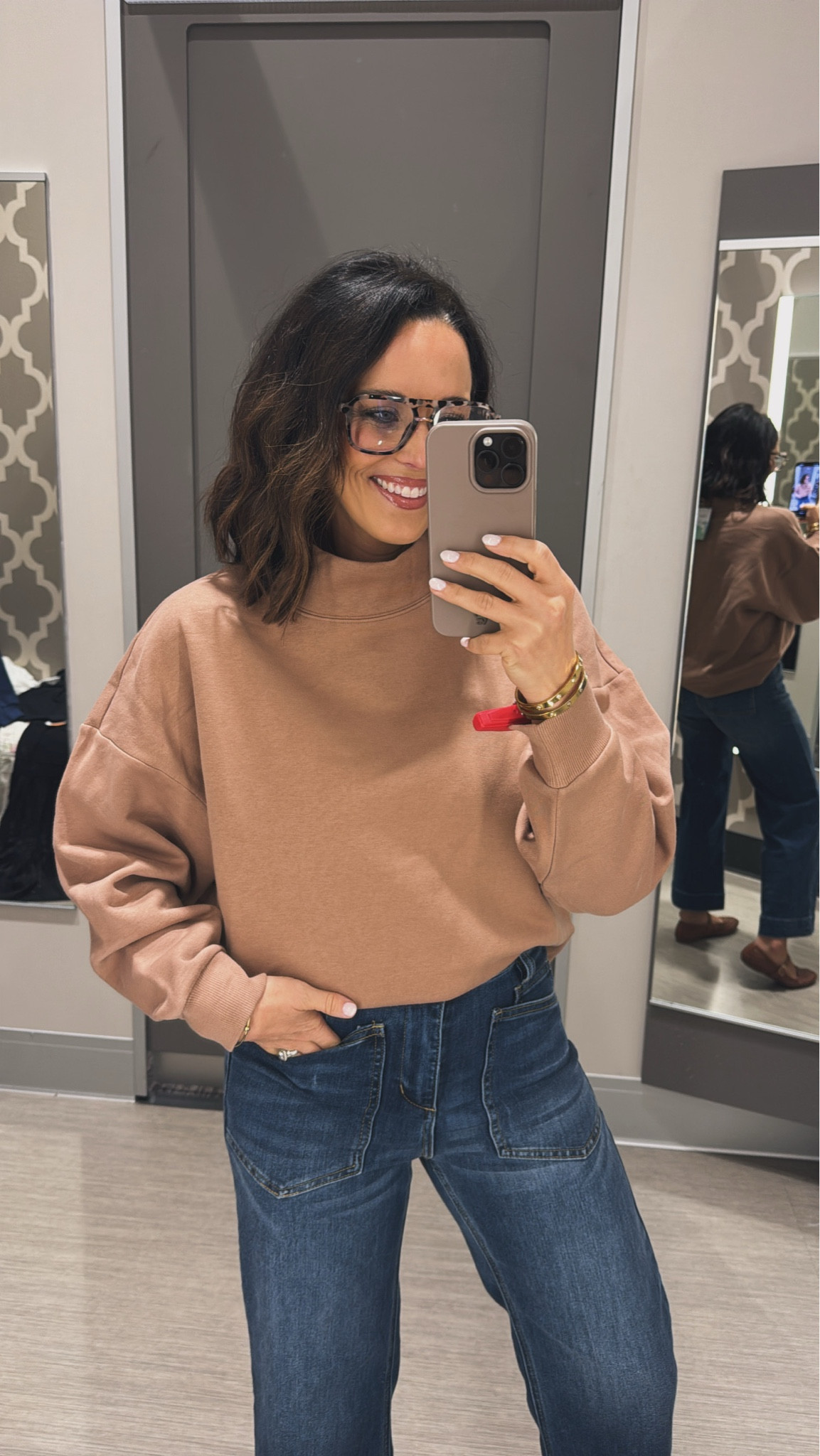 Y’all! This crewneck is so chic and comfortable. The perfect everyday outfit from @target! My go to look for on the go, traveling, and running errands since it's still a little chilly here. 

Mom fashion pretty affordable sets mom approved fashion lounge outfit on the go mom life outfit of the day cozy affordable mom must haves chic everyday wear elevated basics Vintage Pickin

#LTKdayinmylife #LTKSeasonal #LTKmomlife