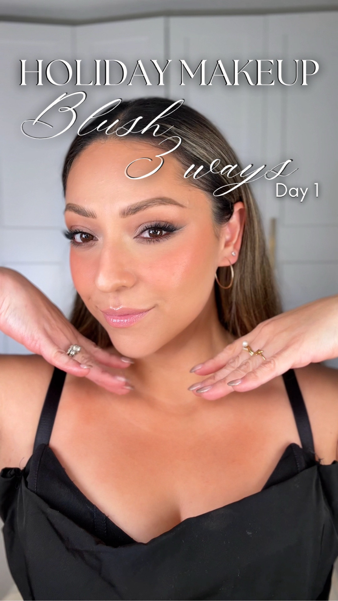 Holiday Blush 3 ways 🎄 Save and share these easy blush hacks with your bestie✨

Don't drag your face down with the wrong blush placement, easy blush hacks that give you an instant face lift, sun-kissed look, or more youthful

MAKEUP
Rhode pocket blush (tan line, piggy, toasted teddy)
Haus Labs brush


Makeup, Blush, blushplacement, blushhack,  makeuptutorial, holiday makeup

#LTKHoliday #LTKBeauty #LTKgrwm