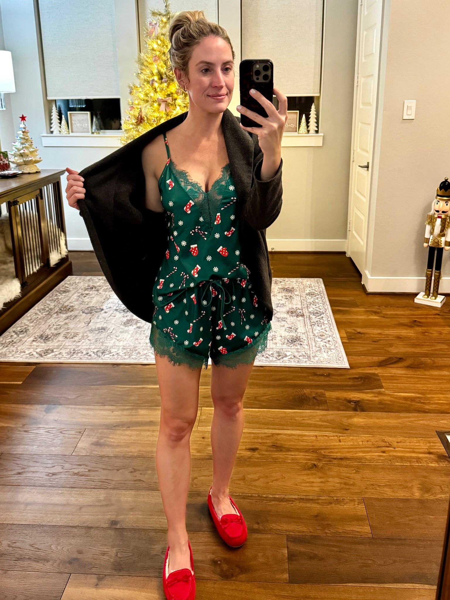 Holiday Pajamas 🎄

I’m eagerly wearing my holiday jammies every night. This exact print isn’t available this year but I’ve linked the same brand/style. I bought them in solids and in this holiday print. They’re soft and comfortable (especially in the warmer states). 

#everypiecefits

Holiday pajamas 
Family pajamas 
Christmas pajamas 
Loungewear 
Gift idea 
Secret Santa 

#LTKGiftGuide #LTKHoliday #LTKCyberWeek