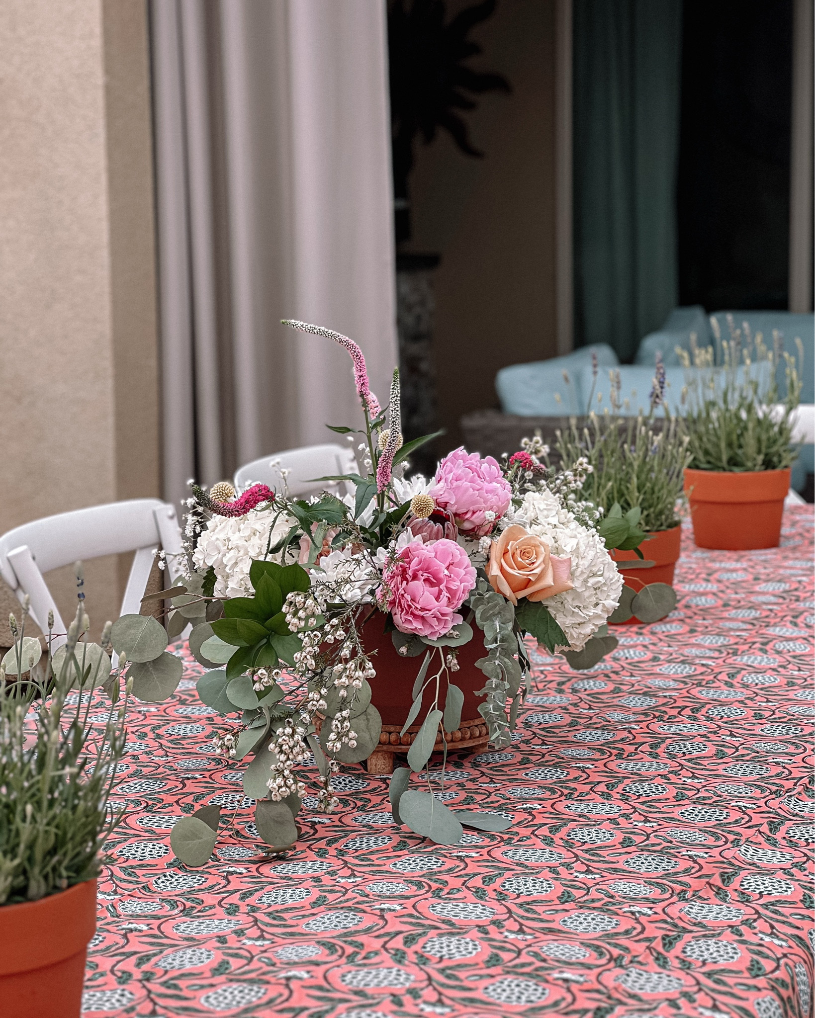 Still not over how sweet and simple this table turned out for Kaitlyn’s graduation brunch. ✨

The tablecloth was the first thing I grabbed—it’s bold but somehow soft too, and made everything else feel pulled together without trying too hard. I kept the florals easy: three arrangements with blooms from Trader Joe’s (under $95 total!) and added a few $8 potted lavender plants to line the rest of the table.

Nothing fancy. Just family, flowers, and a lot of love.
(Linking the tablecloth + the pots + a few other easy party finds over on LTK.)

#gradseason #outdoordining #simpletablescape #traderjoesflowers #pottedplants #ltkhome #budgetfriendlydecor #celebratingbigmoments

#LTKSeasonal #LTKSummerEdit #LTKHome