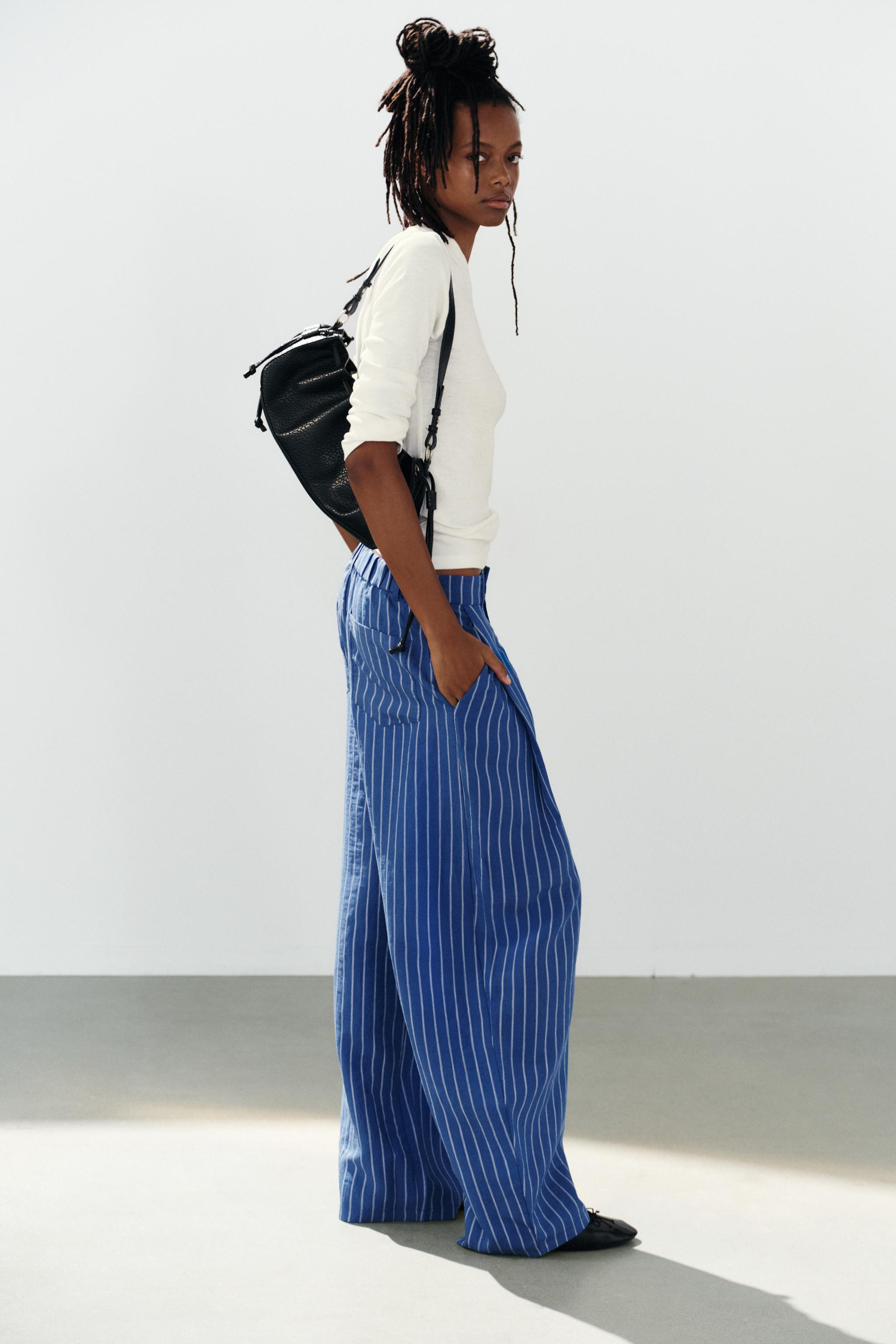 FLOWY PLEATED PANTS | Zara US