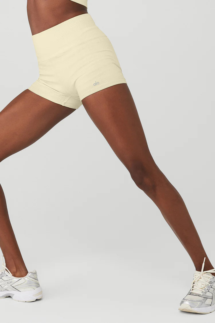 Semi-Sheer Seamless Cable Knit Hot Short - French Vanilla | Alo Yoga (US)