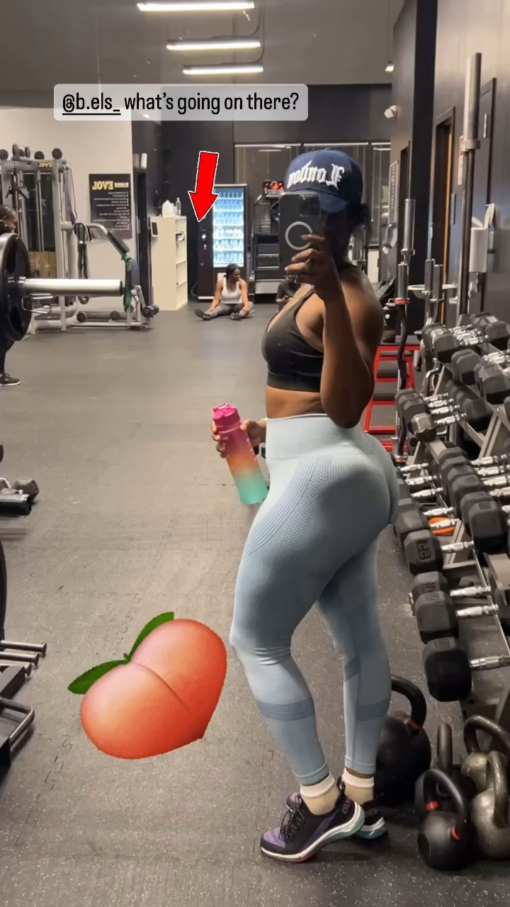 This seamless tummy control leggings comes in a set of 4 and it’s under $30 

#LTKfitness #LTKfindsunder50 #LTKover40