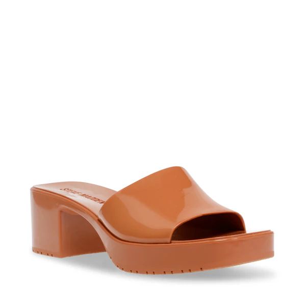 HARLIN TAN | Steve Madden (US)