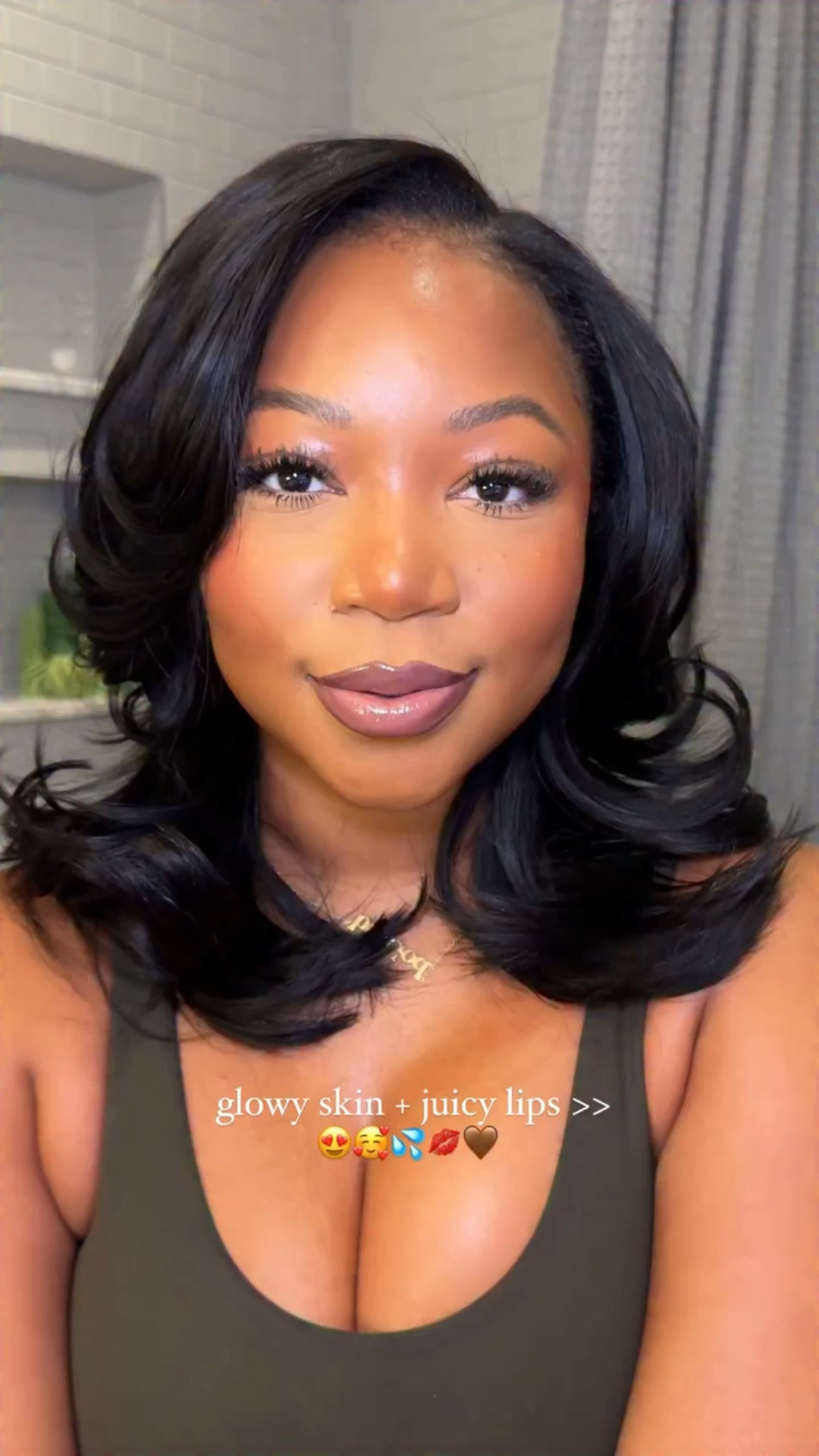 perfect glowy beat + juicy lips 🤭😍

comment “need” for the links to everything
products used
@danessa_myricks glow serum for primer
@danessa_myricks yummy skin tint shade 11
@sephora full coverage concealer (for contour) shade 59N
@tartecosmetics concealer shade tan sand
@charlottetilbury flawless finish brightening powder
@sachacosmeticsofficial buttercup setting powder
@anastasiabeverlyhills brow gel shade soft brown
@narsissist Laguna 08 bronzer
@narsissist exhibit a blush!!!!
@charlottetilbury flawless setting spray
@milkmakeup hydrogrip setting spray
@anastasiabeverlyhills liner in shade malk
@anastasiabeverlyhills velvet lip shade softy
@tartecosmetics plump lips in shades primrose full bloom + dusty rose
#beautytips #blackgirlmakeup

#LTKBeauty #LTKFindsUnder50