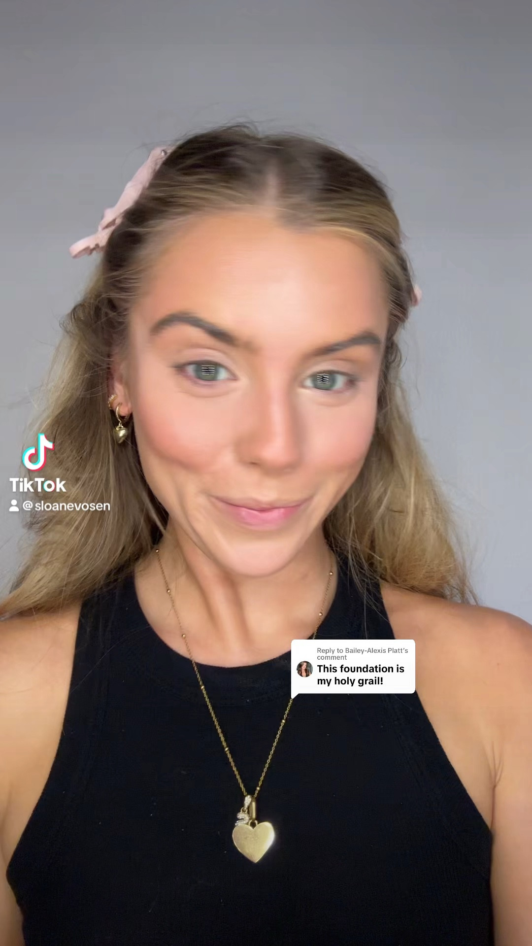 a gorg undereye for me is always one that is double powdered so a light thin layer of pressed powder then a light layer of loose powder this is talc free and layer so well giving the skin a blur and poreless finish 😙👀 @Haus Labs by Lady Gaga 

#hauslabs #hauslabsbyladygaga #hauslabspowder #loosepowder #loosepowders #talcfreepowder #translucentpowder #settingpowder #acnesafepowder #tiktokshopcybermonday #tiktokshopblackfriday 

#LTKBeauty #LTKHoliday #LTKWatchNow