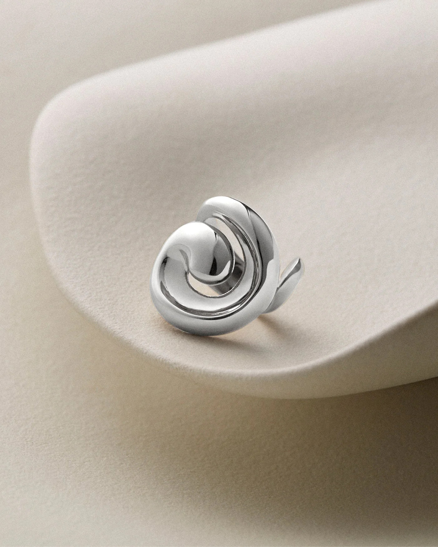 Renzo Ring | Jenny Bird (US)