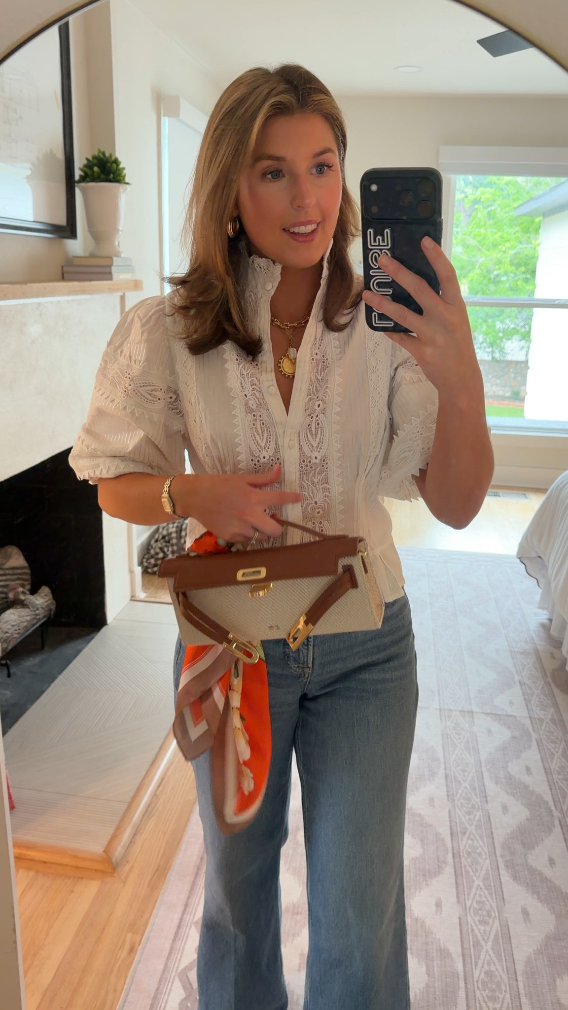 Date night fit from the other night! Wearing a S in top and jean