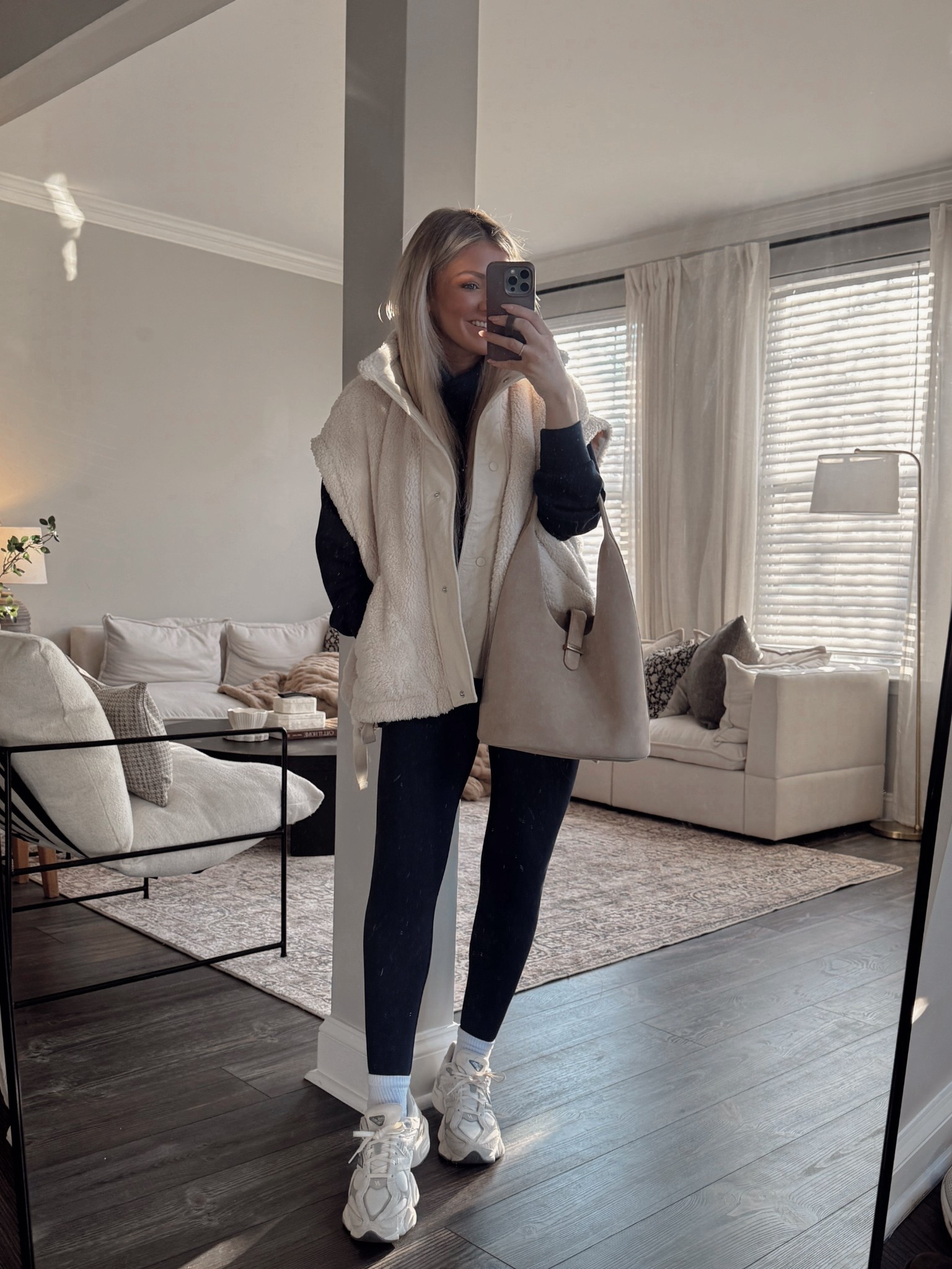 Casual ootd! These spanx leggings are magic. They suck you in!

#LTKSeasonal #LTKActive #LTKFindsUnder100