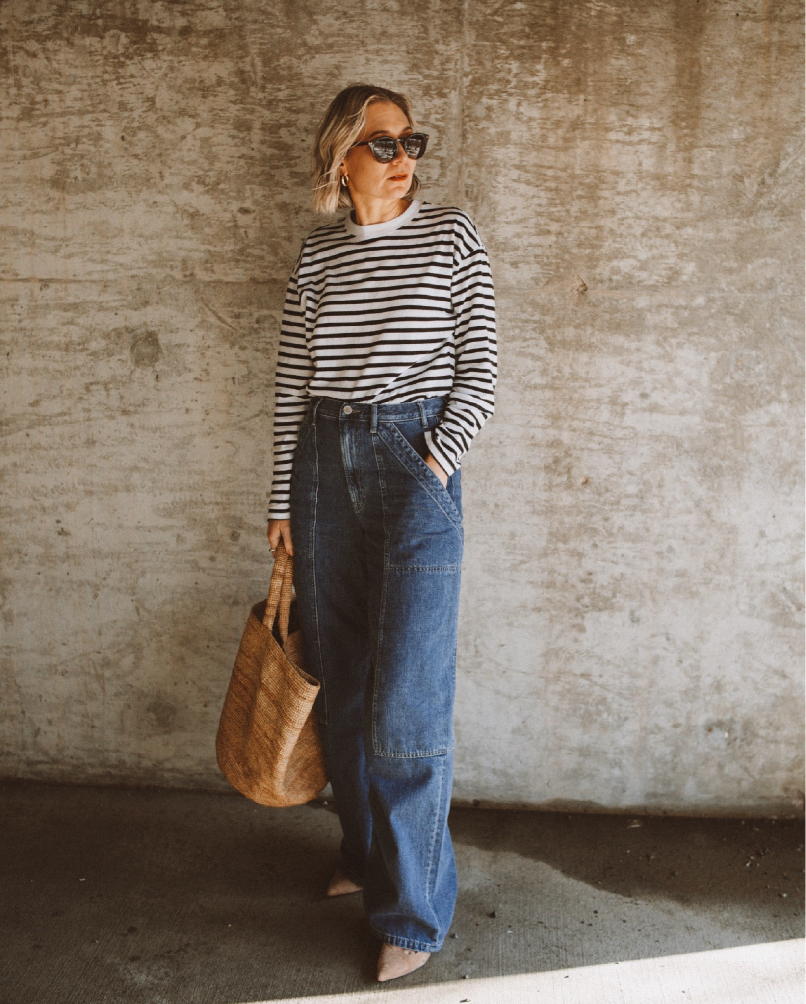 These carpenter jeans have been restocked in limited sizes - they run big so size down 

#LTKSaleAlert #LTKSeasonal #LTKOver40