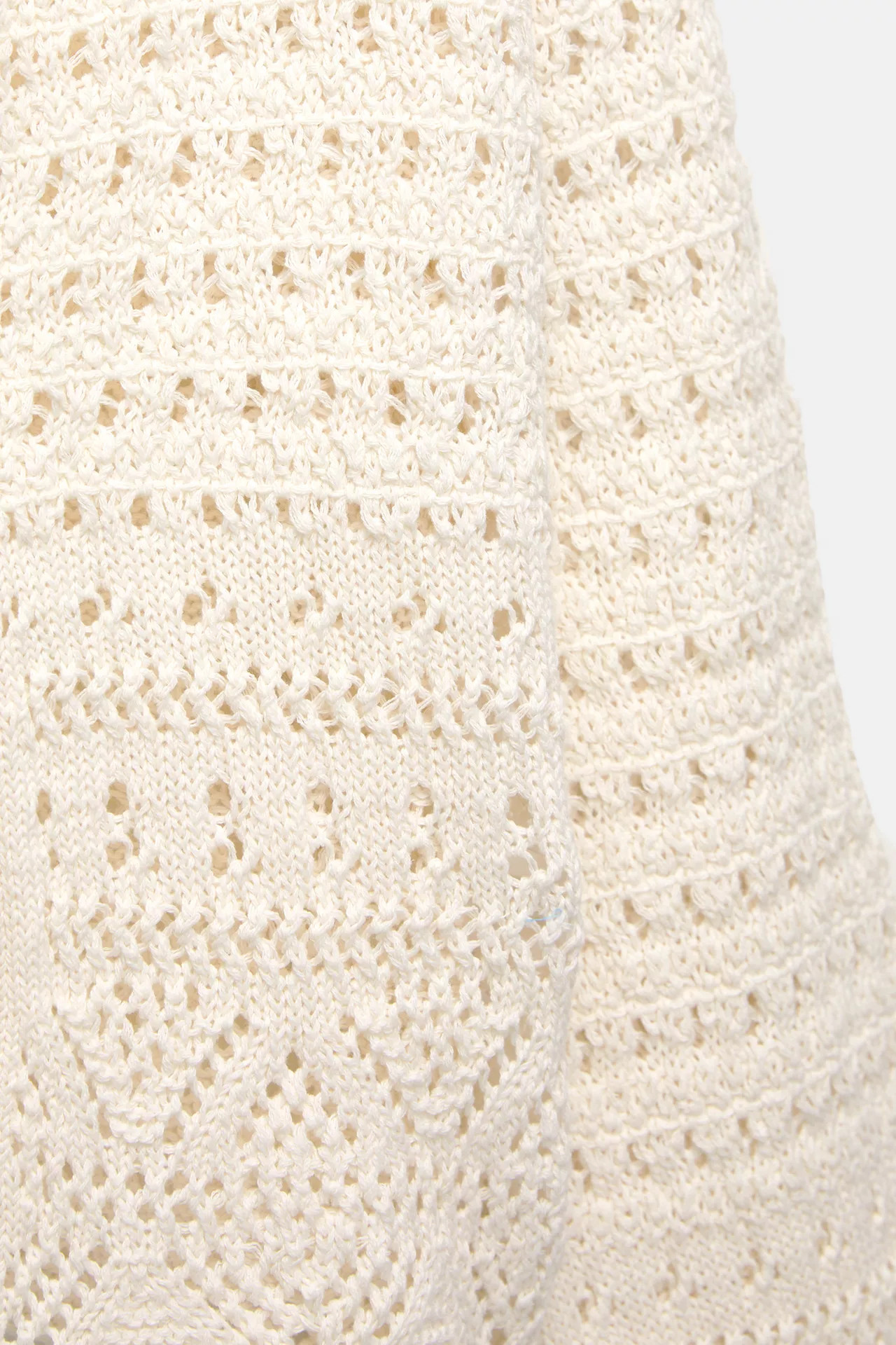 Häkeljacke mit Schleifen | PULL and BEAR DE