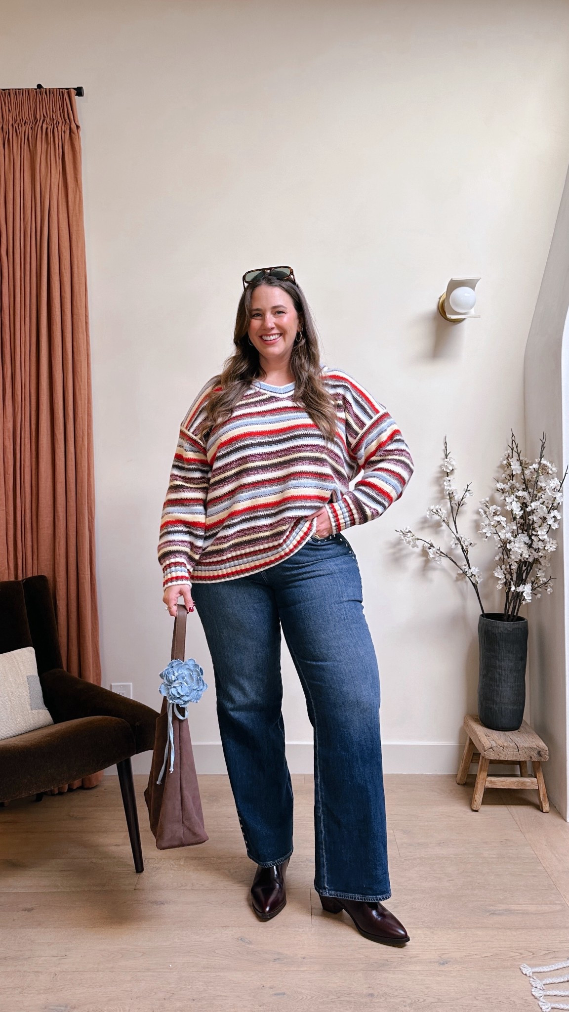 I’m in the size XL in the sweater and size 33 in the denim. The denim runs a bit small so you might want to consider sizing up for a more comfy fit! 

#LTKgrwm #LTKootd #LTKMidsize
