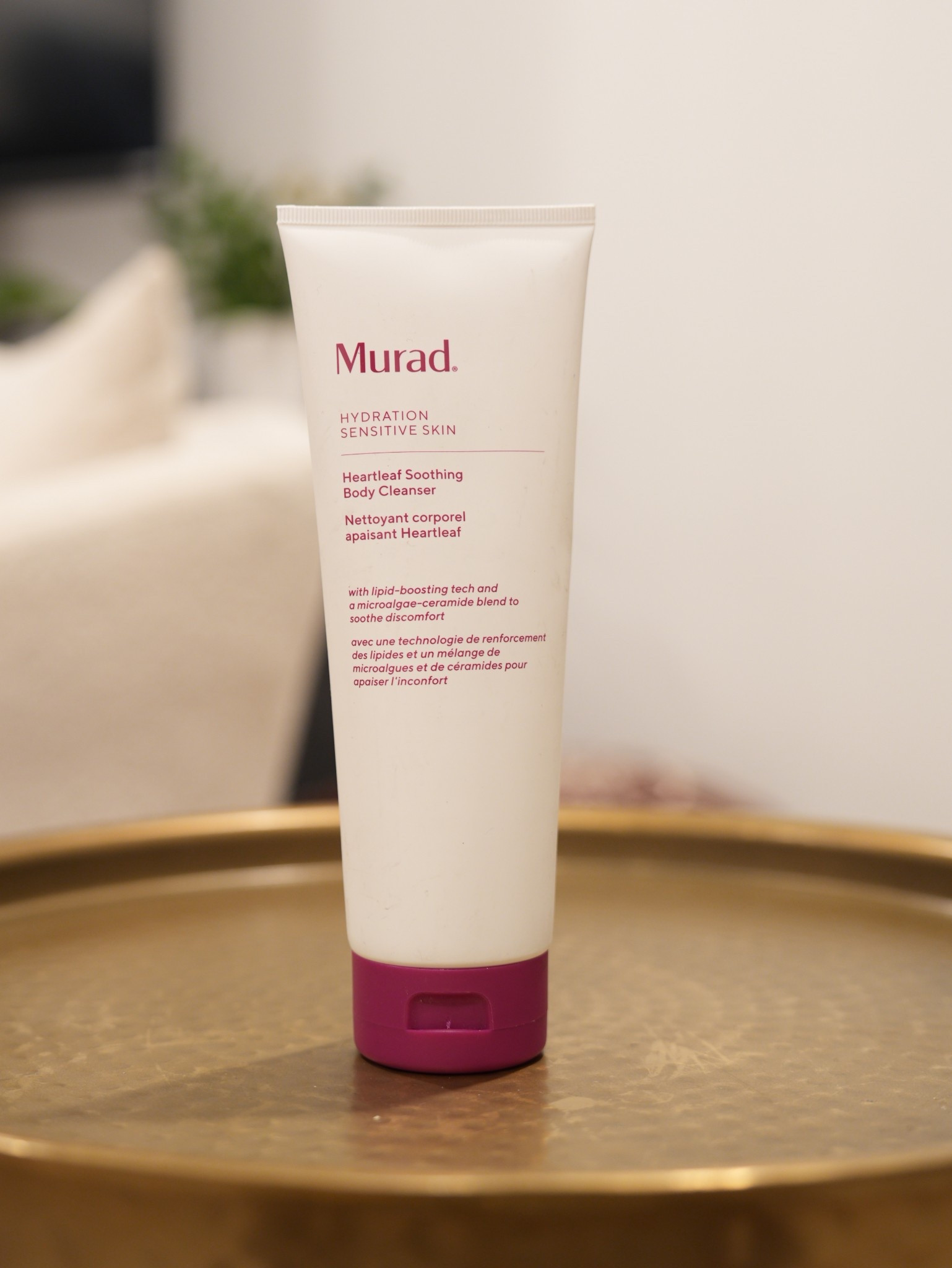 My skincare essentials.

• Murad Hydration (sensitive skin) - body cleanser

#muradpartner #murad #skincare #hyperpigmentation #xojalonda

#LTKBeauty #LTKmorningroutine #LTKselfcare