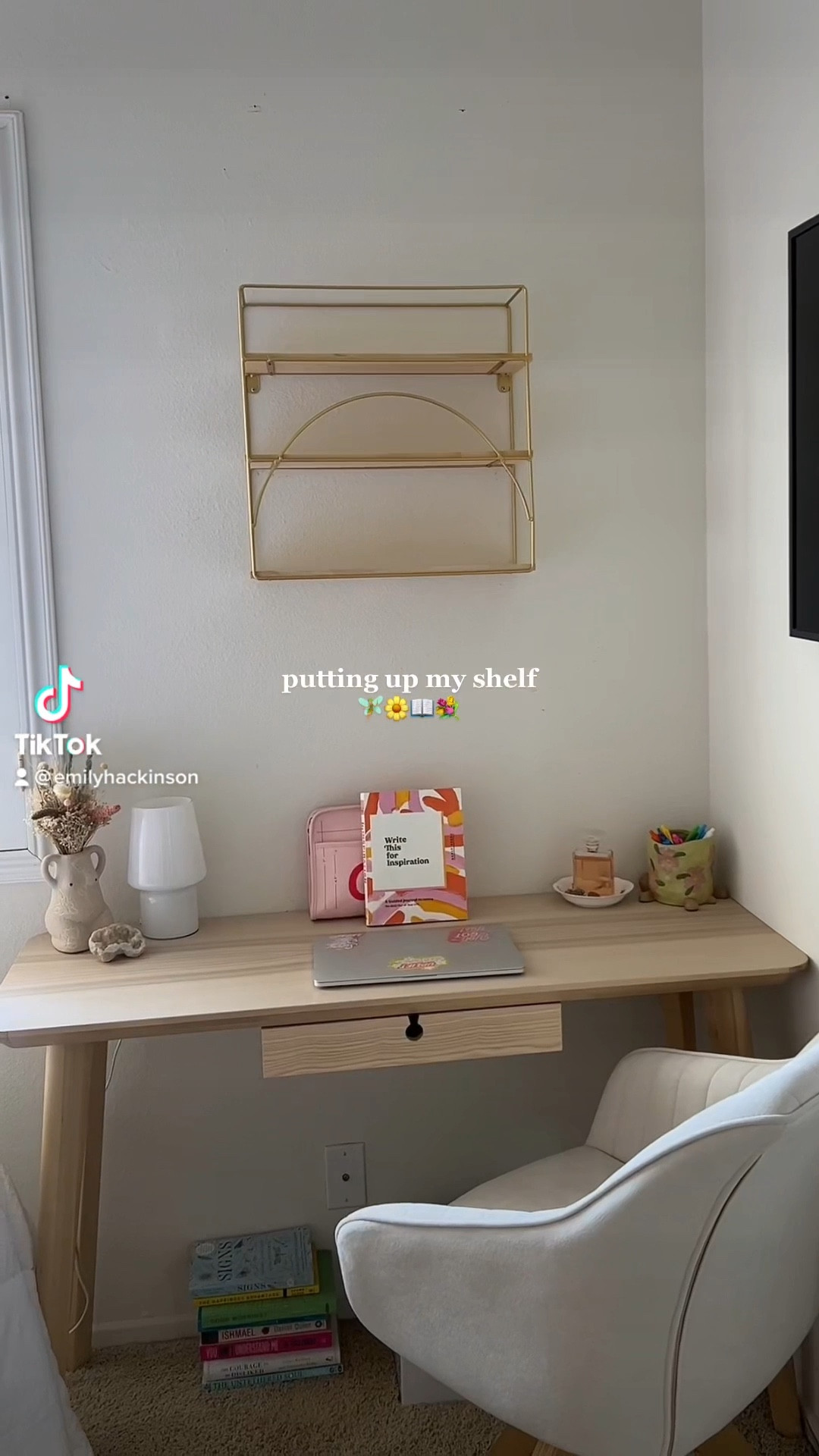 the cutest shelf ever 🫶🏼

#LTKhome