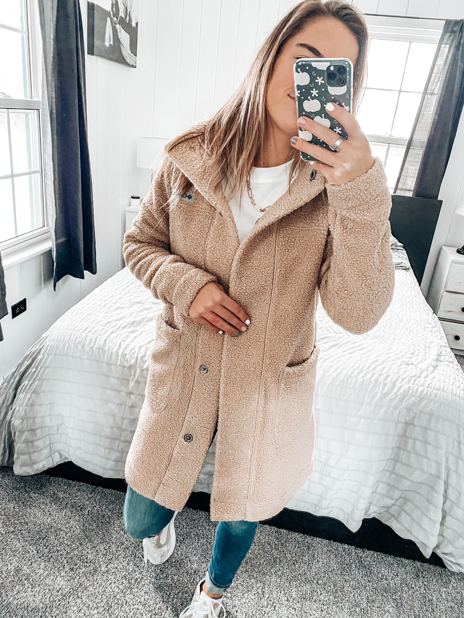 Teddy coat 
Winter outfit 
Women’s fashion
Women’s winter outfit 
Gift ideas for her 

#LTKSeasonal #LTKGiftGuide #LTKstyletip