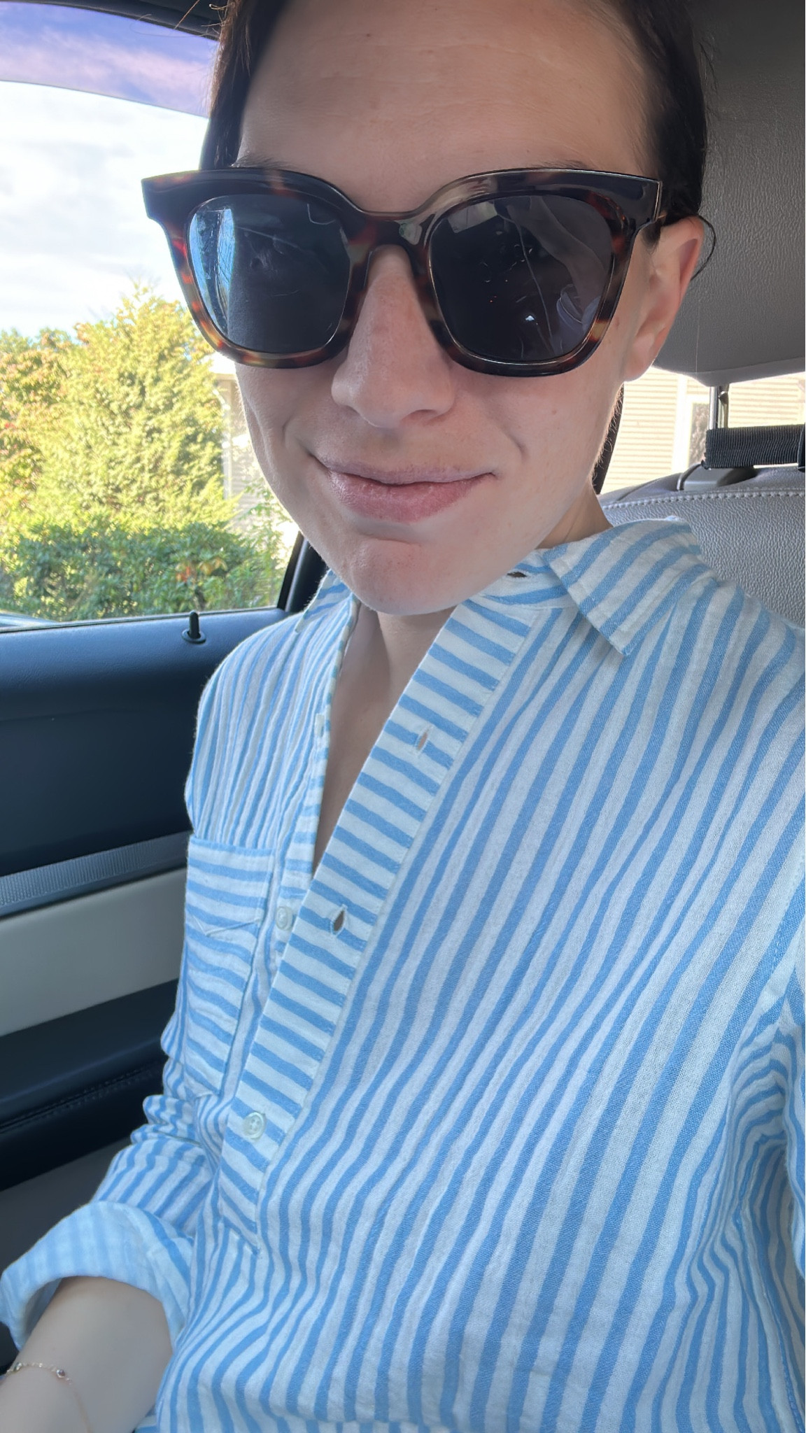 Drop off staples 



#LTKfindsunder50 #LTKworkwear #LTKSeasonal