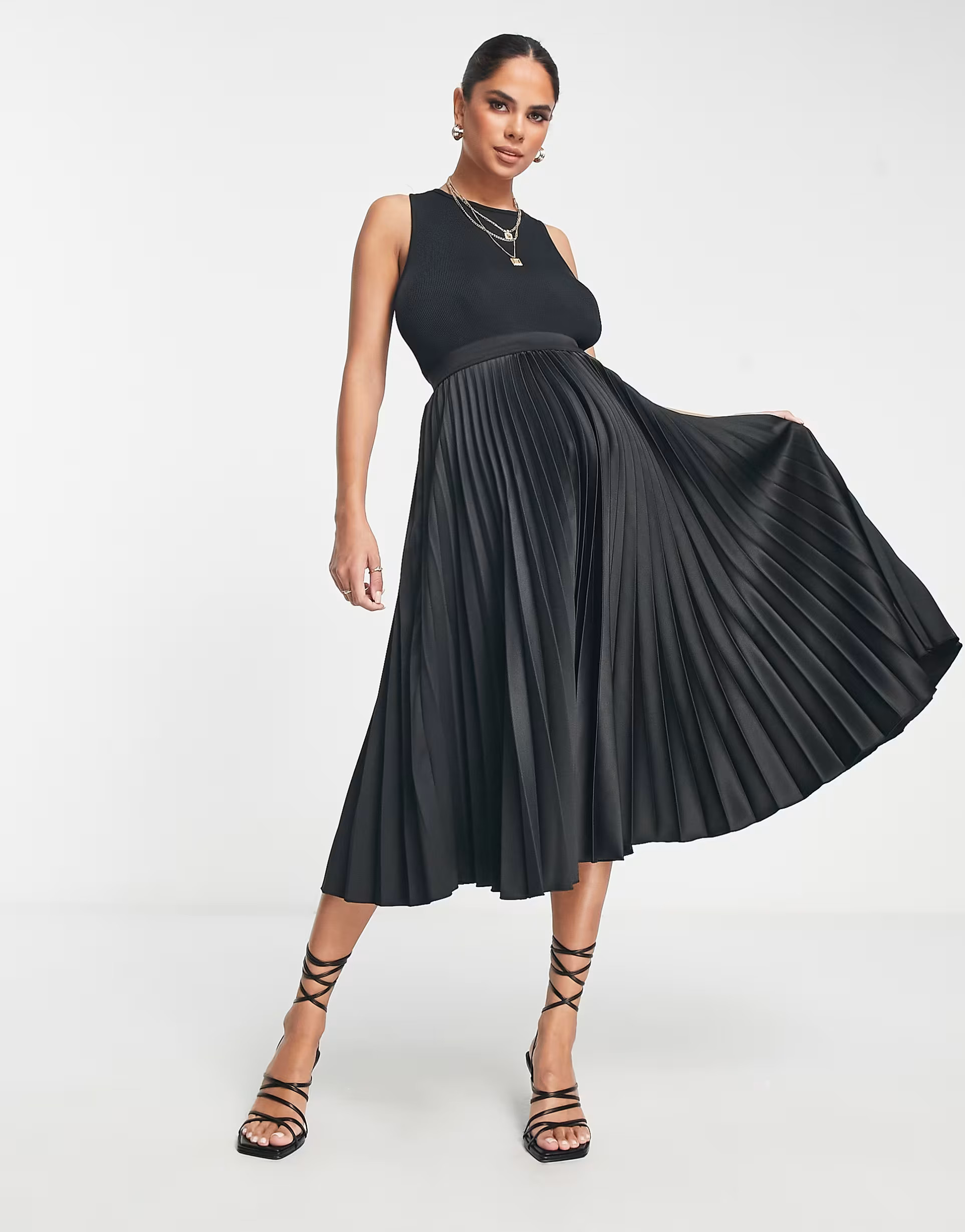 Closet London Maternity pleated midi skirt in black | ASOS (Global)