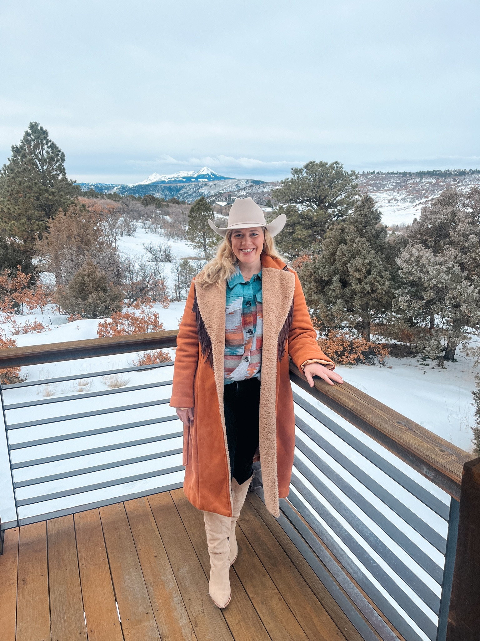 Photo shoot in the mountains>>>>

#LTKtravel