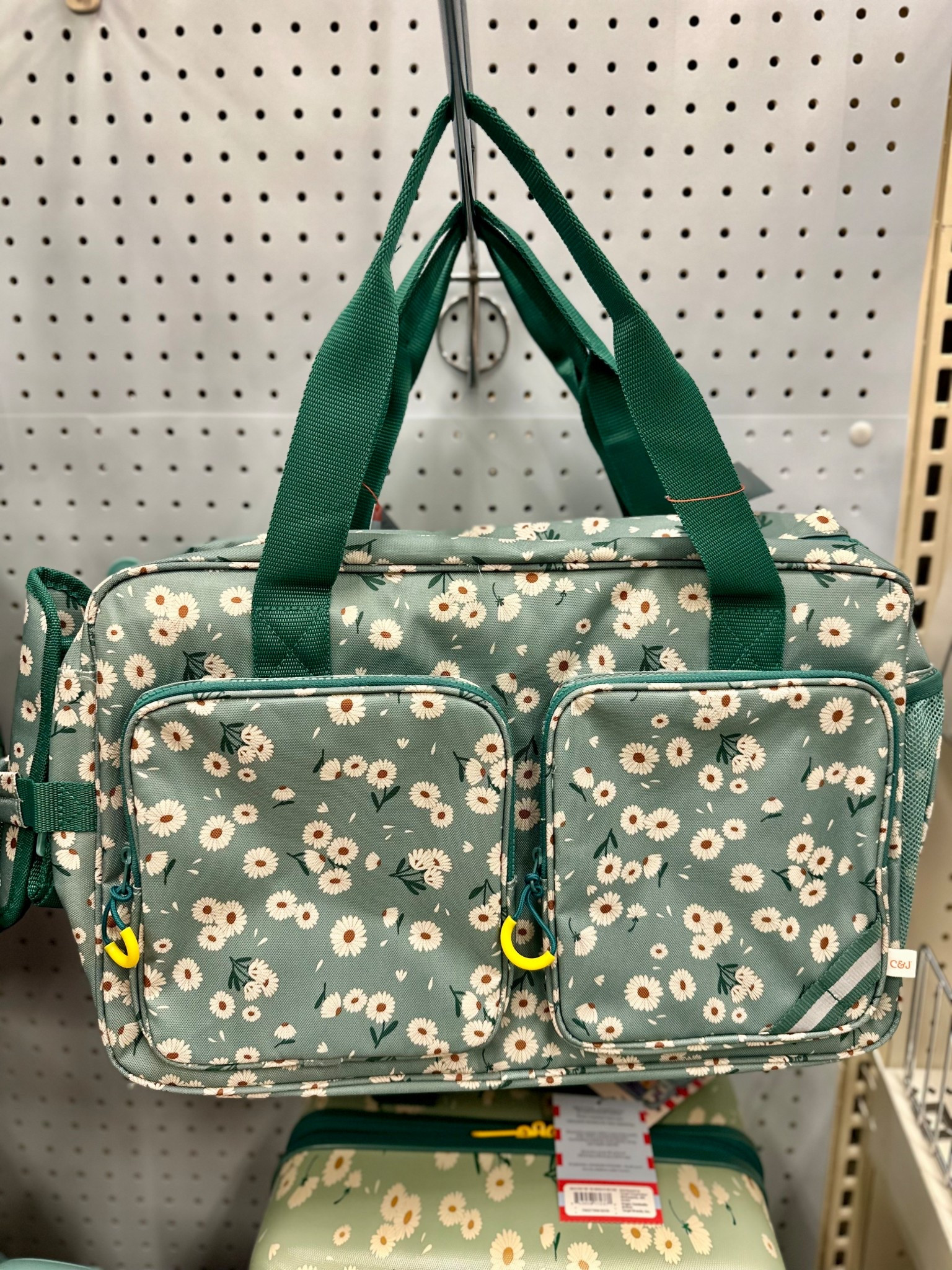 This Daisy duffle bag is too cute! 🌼 
#target #bag #dufflebag #kids #daisy #travel #onthego #like #comment #save #share #follow 

#LTKmomlife #LTKTravel #LTKKids