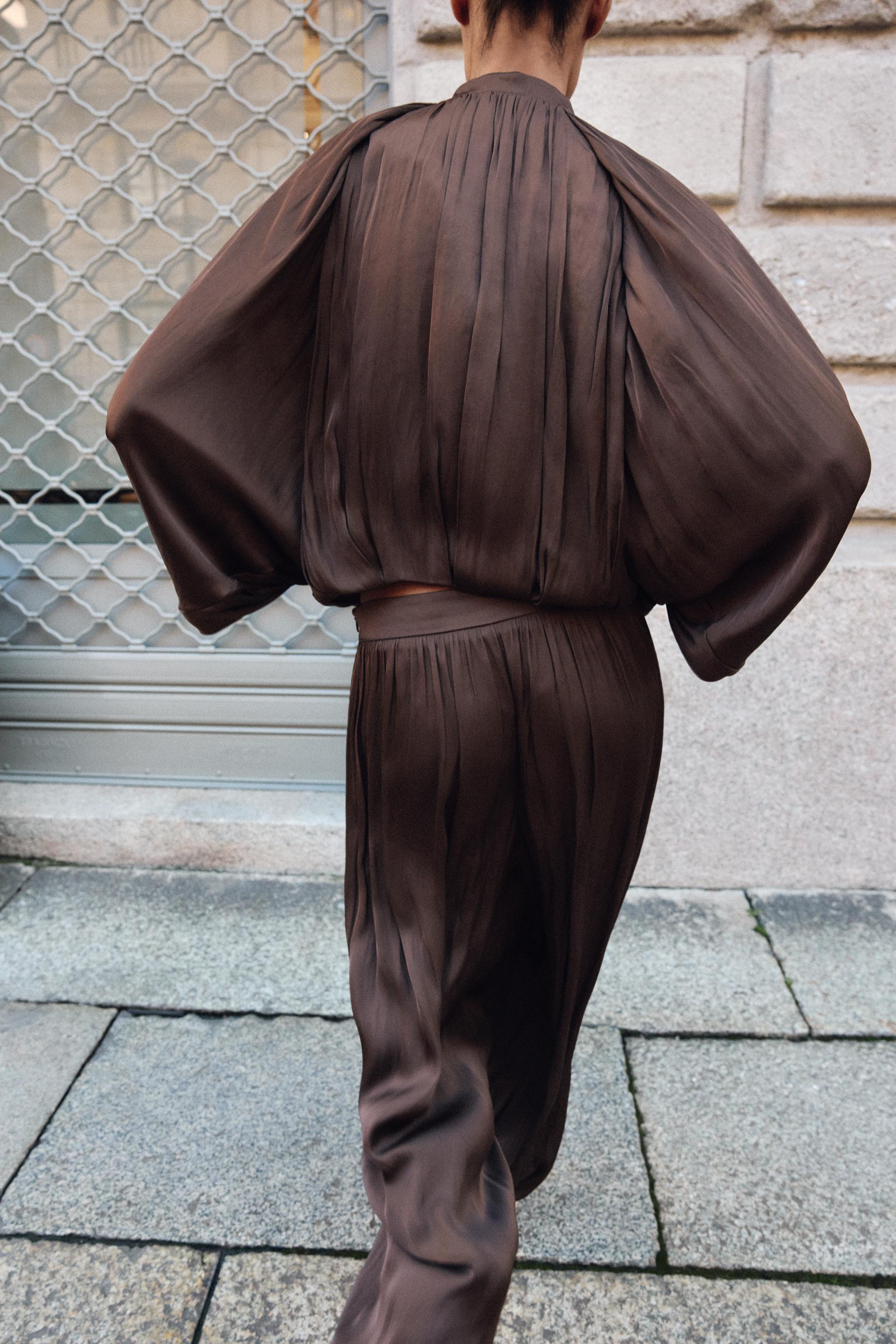 SATIN EFFECT BALLOON PANTS | Zara US