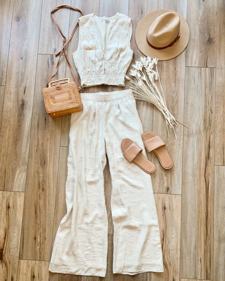 Casual outfit. Vacation outfit. Neutral outfit. Matching set. Abercrombie.

#LTKSeasonal #LTKsalealert #LTKtravel