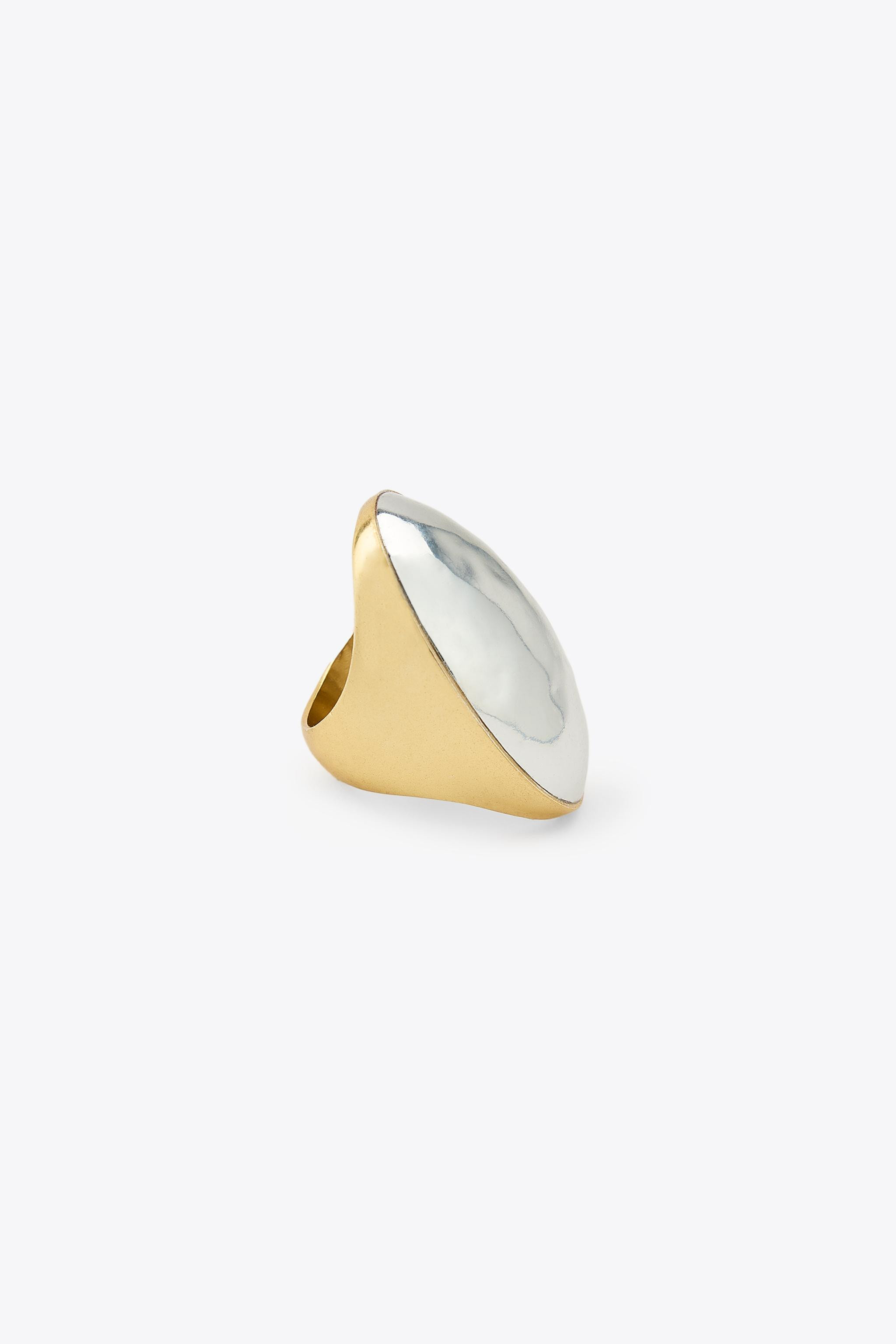 Combined metal ring with a geometric shape.Size S = 0.65 inches (16.5 mm).Size M = 0.69 inches (1... | Zara US