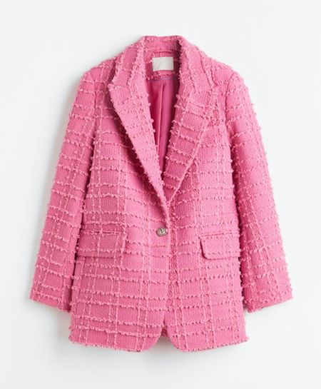 Stepping up my corporate workwear wardrobe this New Year and I’m in love with this pink textured blazer from H&M!! $75 and take 15% off when you sign up for emails 💓

#LTKunder100 #LTKworkwear #LTKstyletip