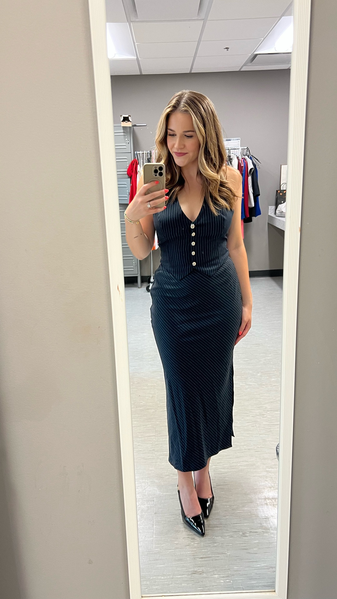 Obsessed with this dress! Wore it tonight to anchor our high school football show! 🏈🤩

#LTKStyleTip #LTKWorkwear