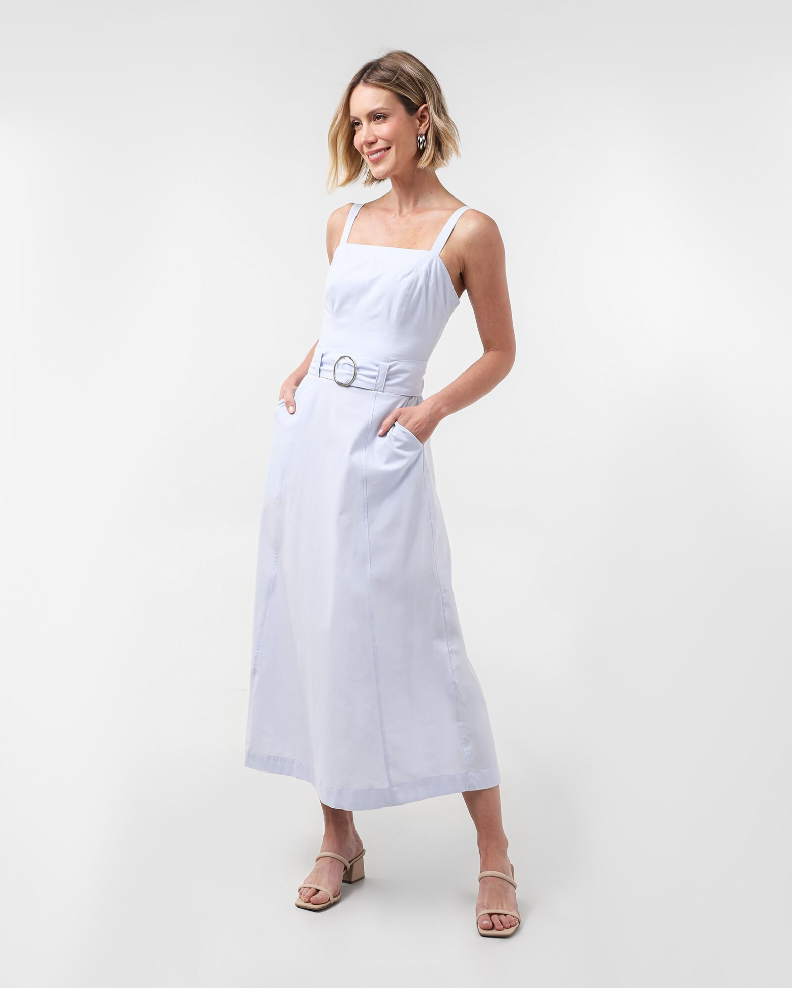 Vestido midi evasê com cinto lilás | AK by Riachuelo | Riachuelo (BR)