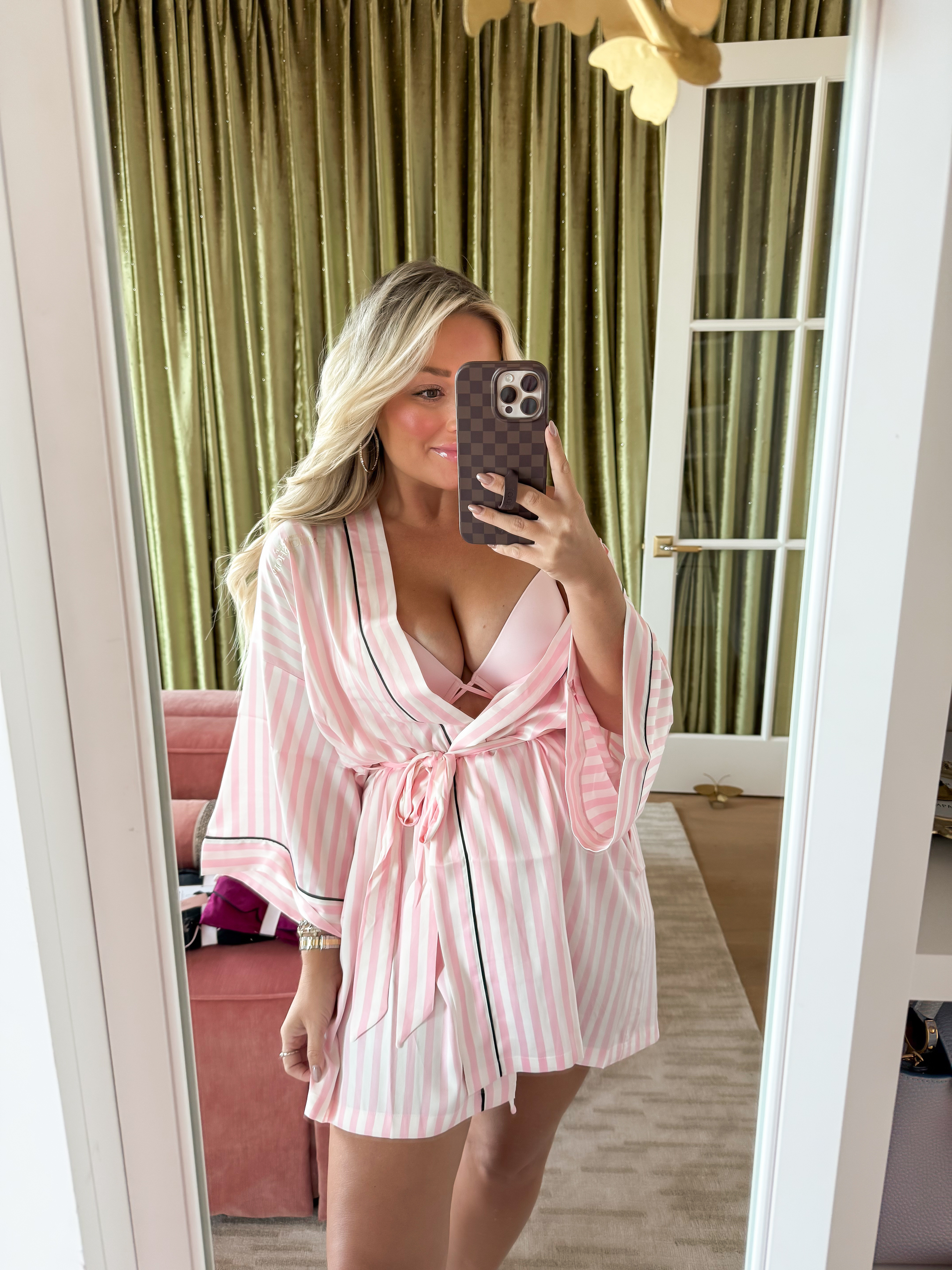 The runway returns tonight ✨ The @victoriassecret Fashion Show iS TONIGHT 10/15 at 7 PM 🩷 Sharing my Victoria’s Secret must-haves for you - bras, PJs, and a few show-stoppers. Shop them below! 🪽 #VSPartner


#LTKBeauty #LTKFindsUnder100 #LTKWedding