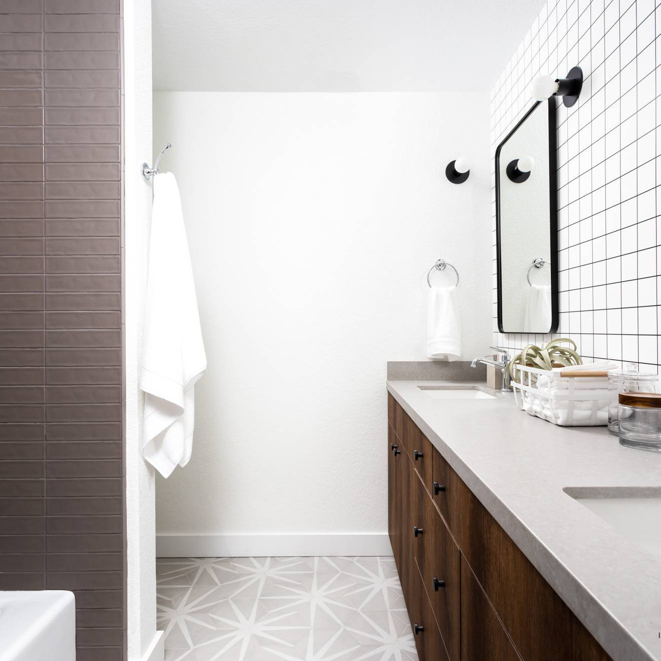 Allora 8.5" x 10" Matte Stella Hexagon Deco Porcelain Tile | Bedrosians Tile and Stone