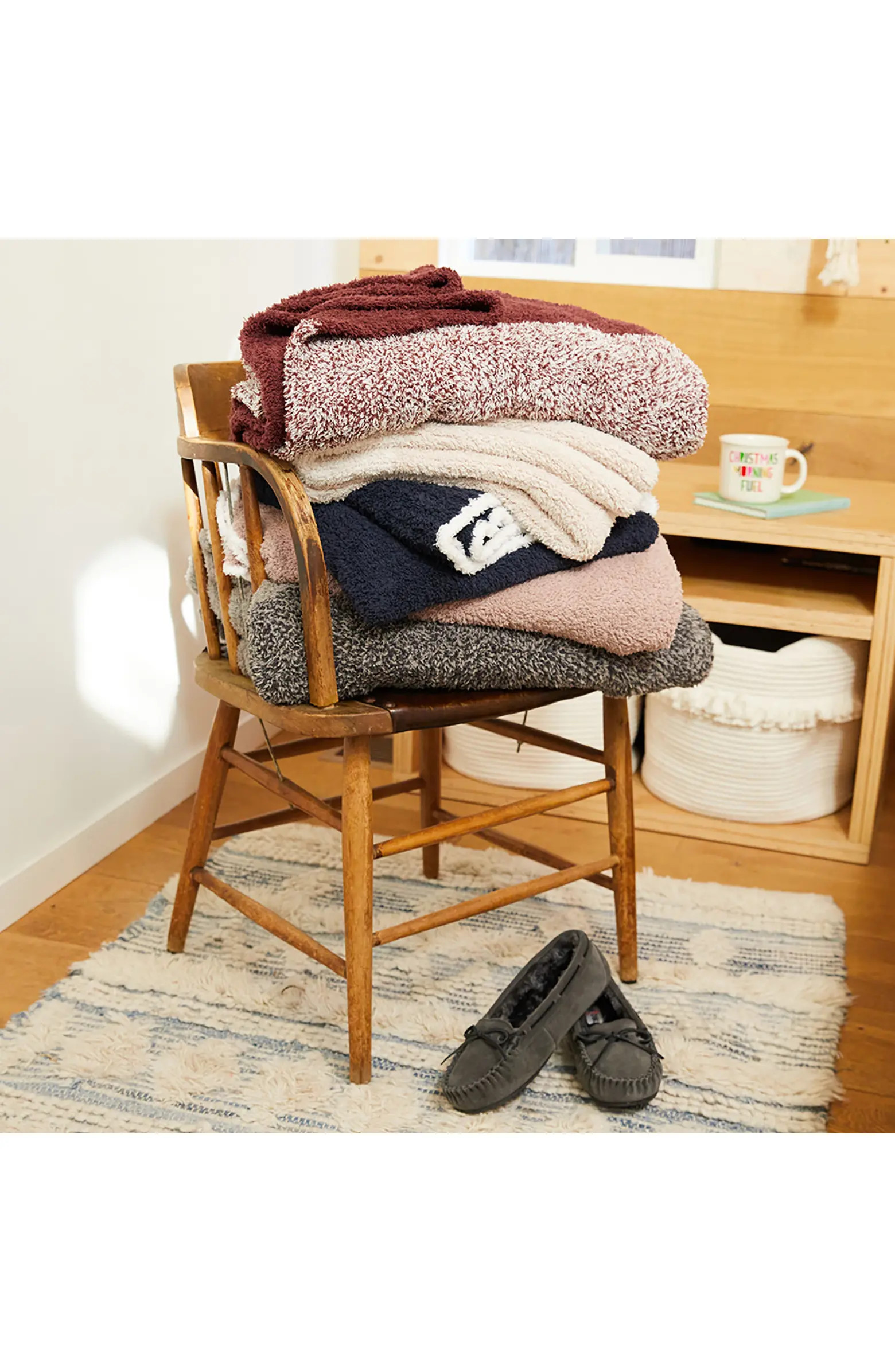 Barefoot Dreams CozyChic™ Rib Trim Throw - 45" x 60" | Nordstrom Rack