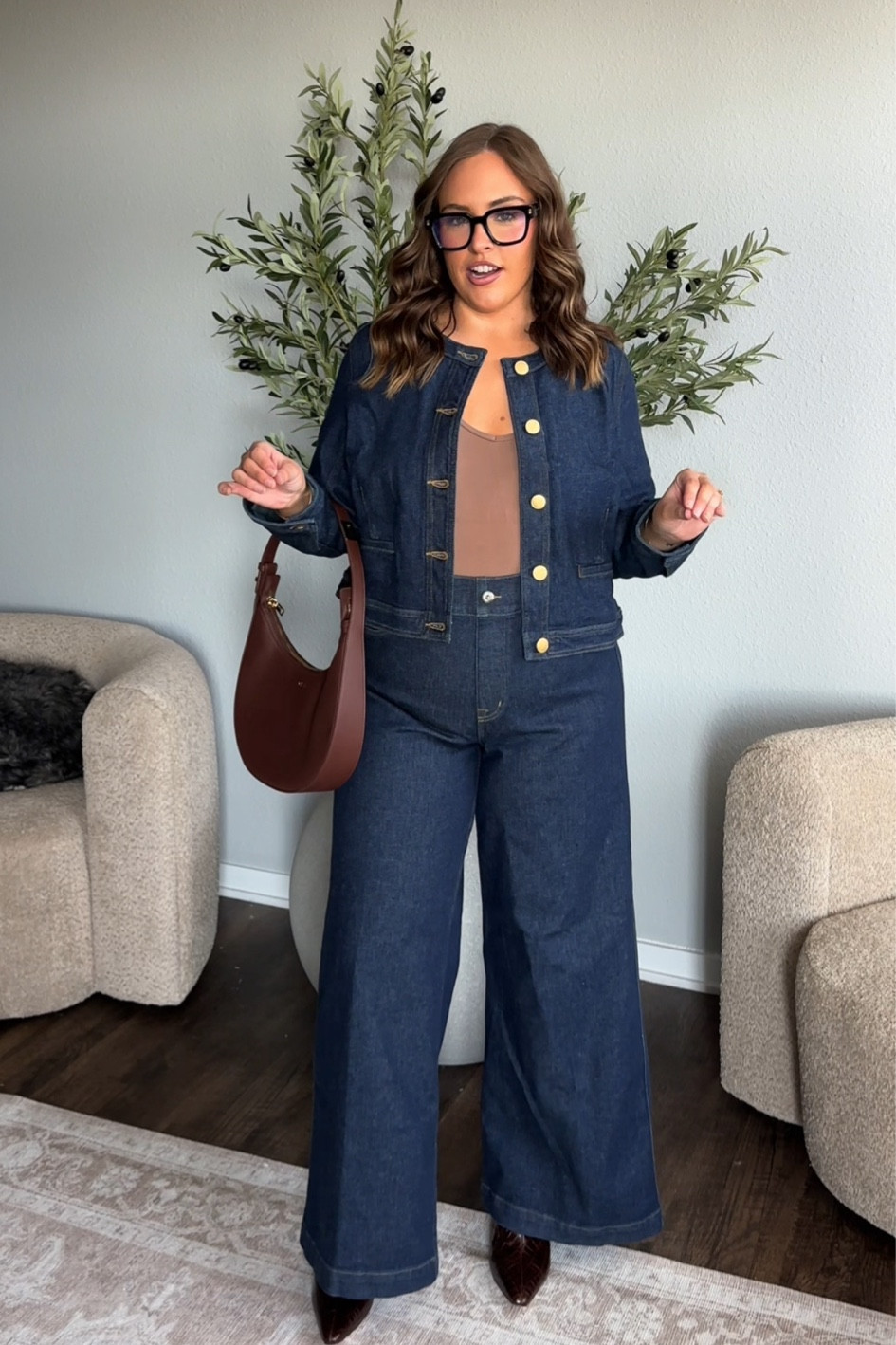 Wearing an XL bodysuit & jacket and a 1X Jean! Use code CHLOEXSPANX for $$$ off! 

#LTKHoliday #LTKSeasonal #LTKMidsize