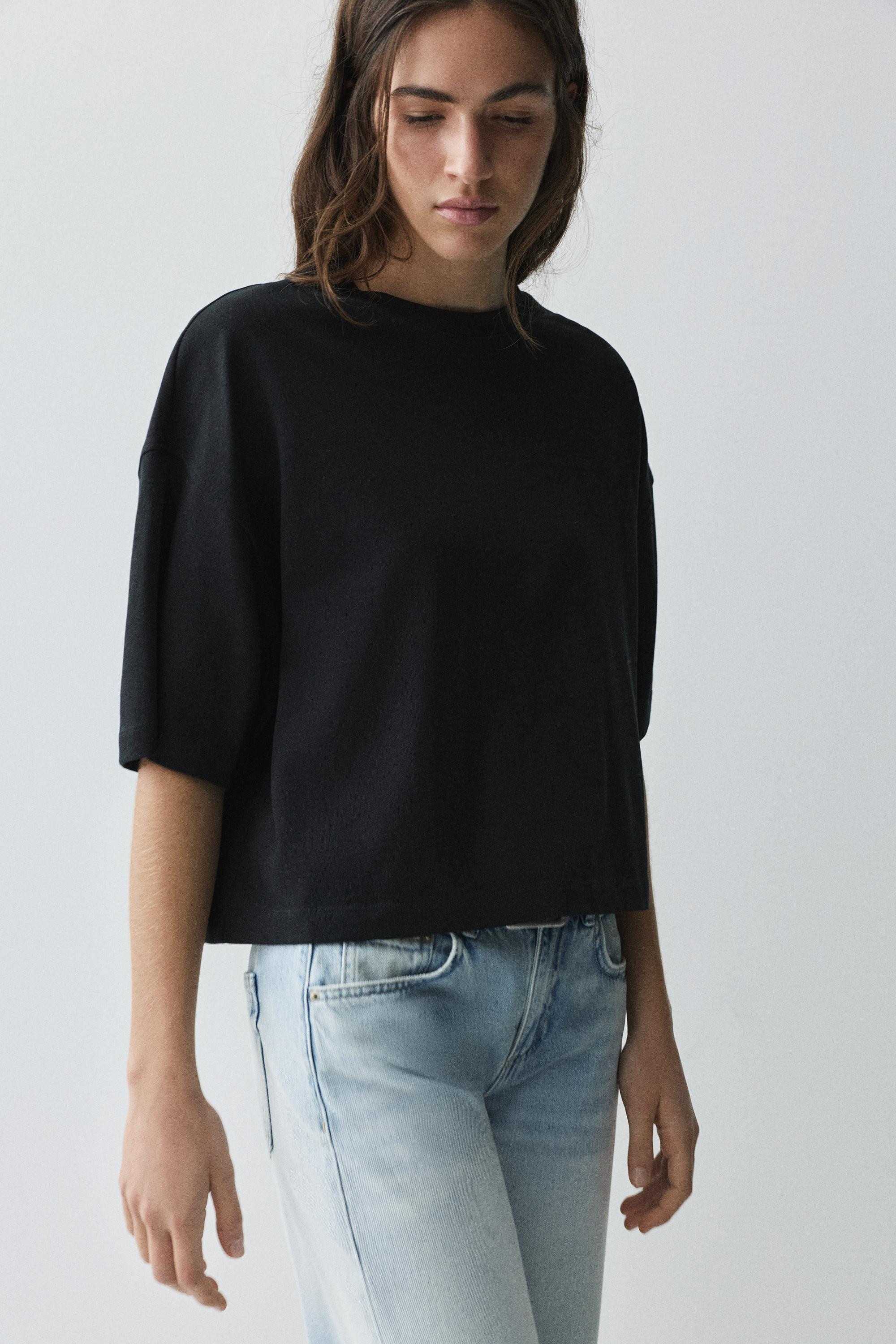 T-Shirt im Boxy-Fit mit kurzen \u00c4rmeln | Pull&Bear Deutschland | PULL and BEAR DE