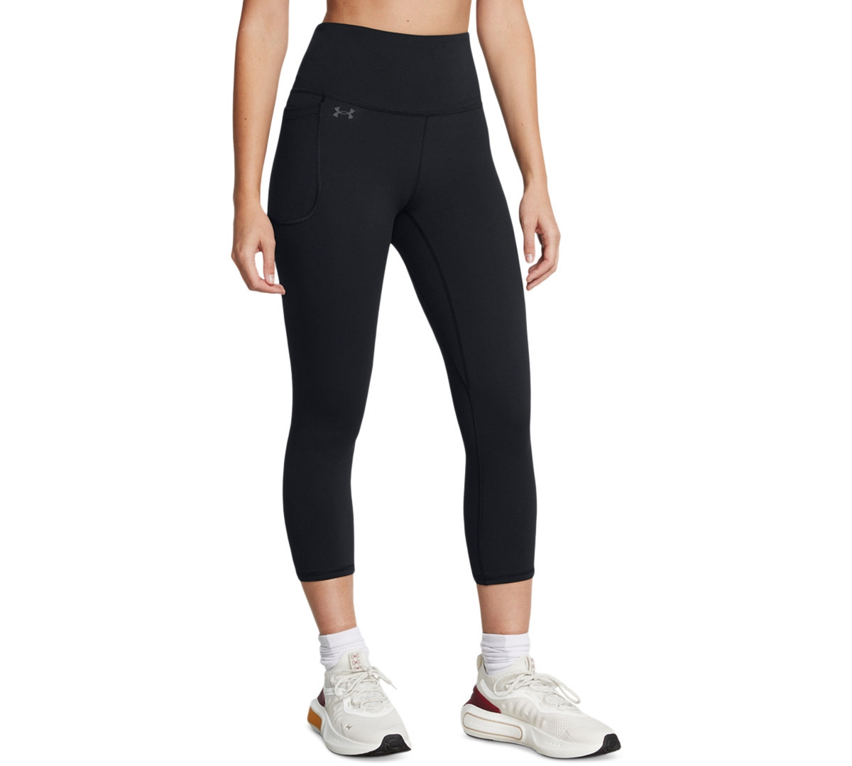 Under Armour Women's Motion Performance Capri Pants - Black | Macy's