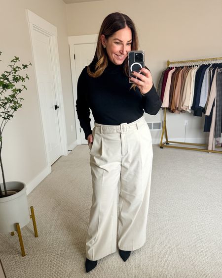 Love this black and white outfit! Can be dresses up or down! 

Fit tips: Sweater tts, L // trousers tts, 12 R 

Workwear  workplace outfit  fall fashion  fall fit tips  fall style guide  fall outfits  trouser outfits  black turtleneck 

#LTKSeasonal #LTKworkwear #LTKstyletip