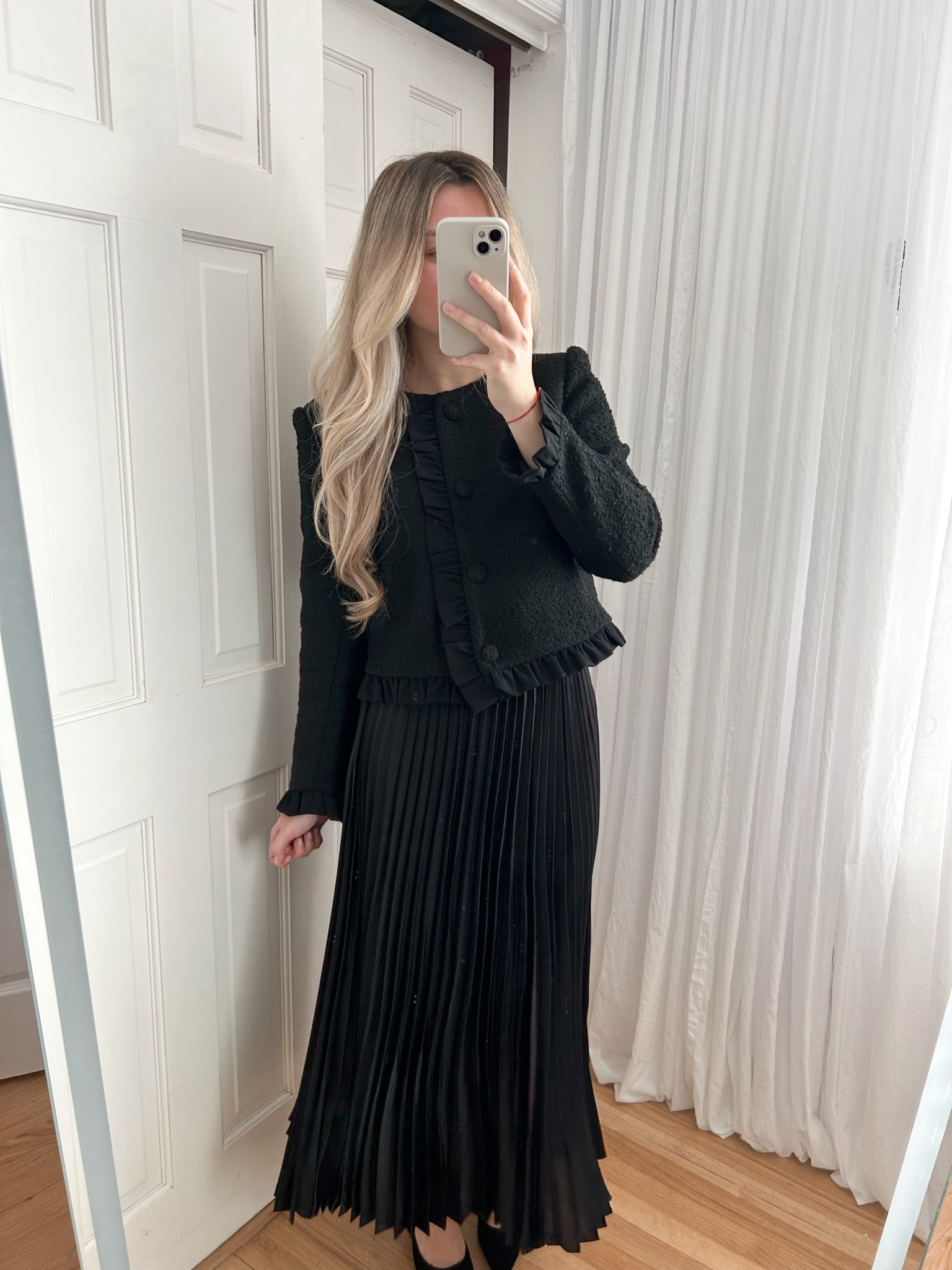 Workwear, office outfit, office attire, Christmas outfit, holiday outfit

#LTKstyletip #LTKworkwear #LTKsalealert