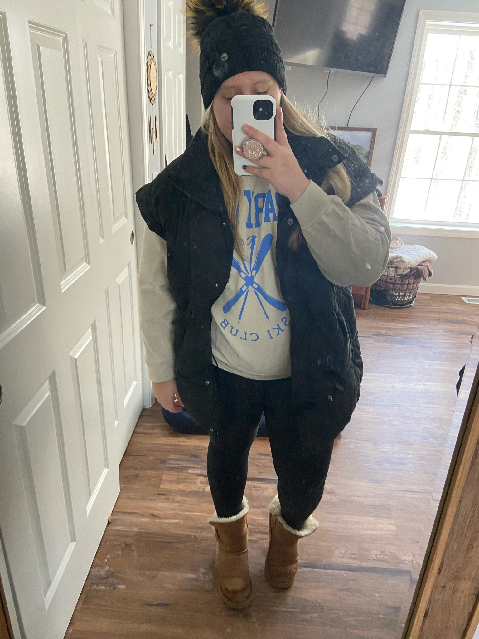 OOTD
sweatshirt is old from Vici
L in puffer vest
8 in leggings 
8 in uggs 

#LTKSeasonal #LTKunder100 #LTKsalealert