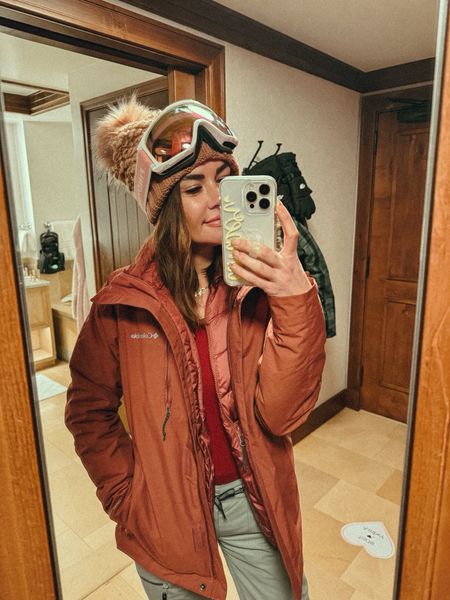 It’s still ski season so I’m linking my ski outfit from our Jackson Hole from December. 

Winter outfits | vacation outfits | skiing | snowboarding 