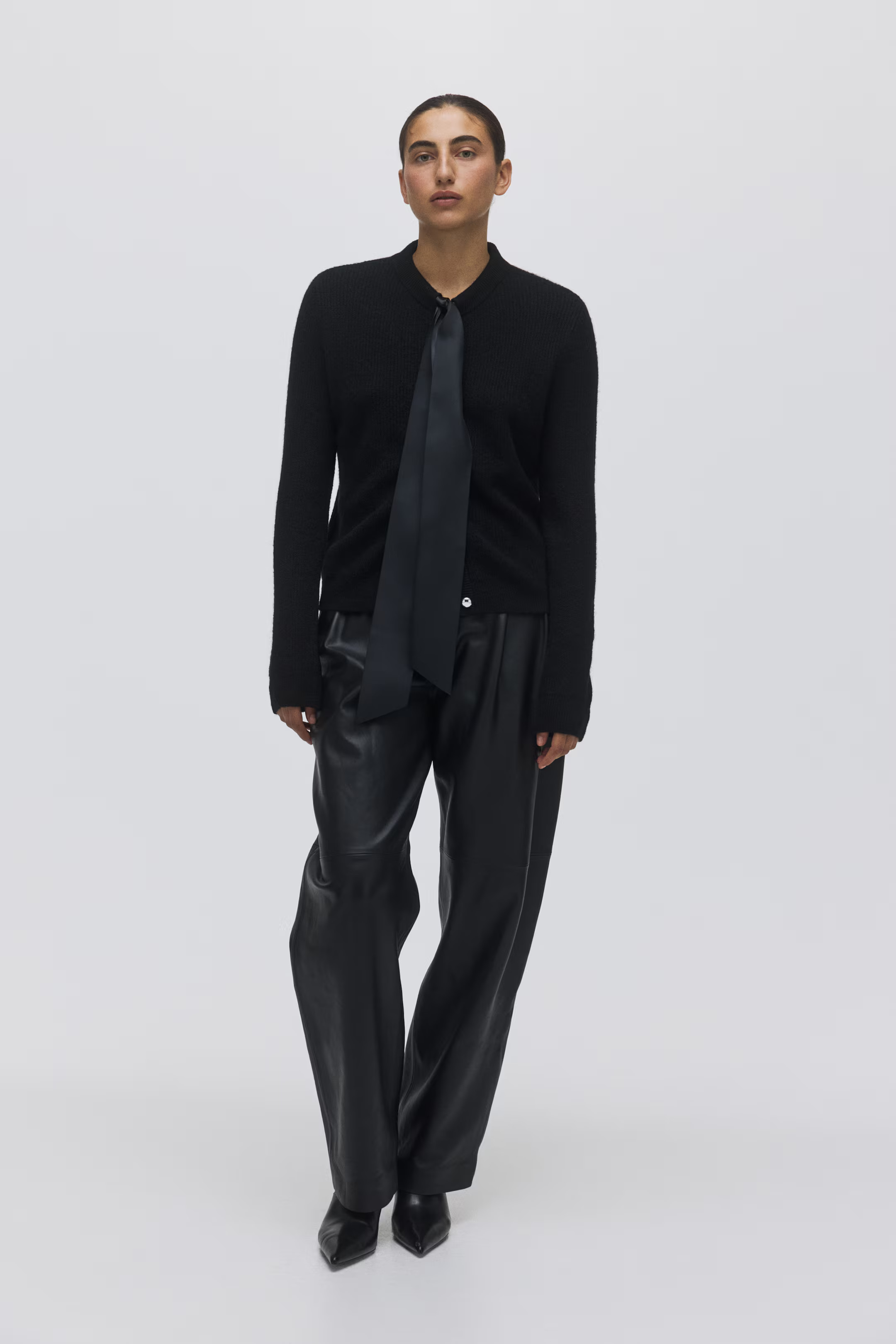 Bow-detail cardigan | H&M (UK, MY, IN, SG, PH, TW, HK)