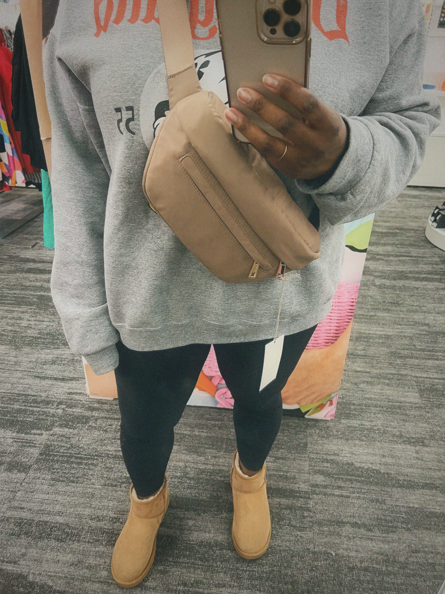 Found this really nice belt bag at Target! 
I almost left it behind but it was too good. 
$25!
•
•
•
•
•
•
#targetfinds #blackcreators #size16 #plussize #midsize #beltbag #fannypack #neutralaccessories #springaccessories 

#LTKitbag #LTKSeasonal #LTKunder50