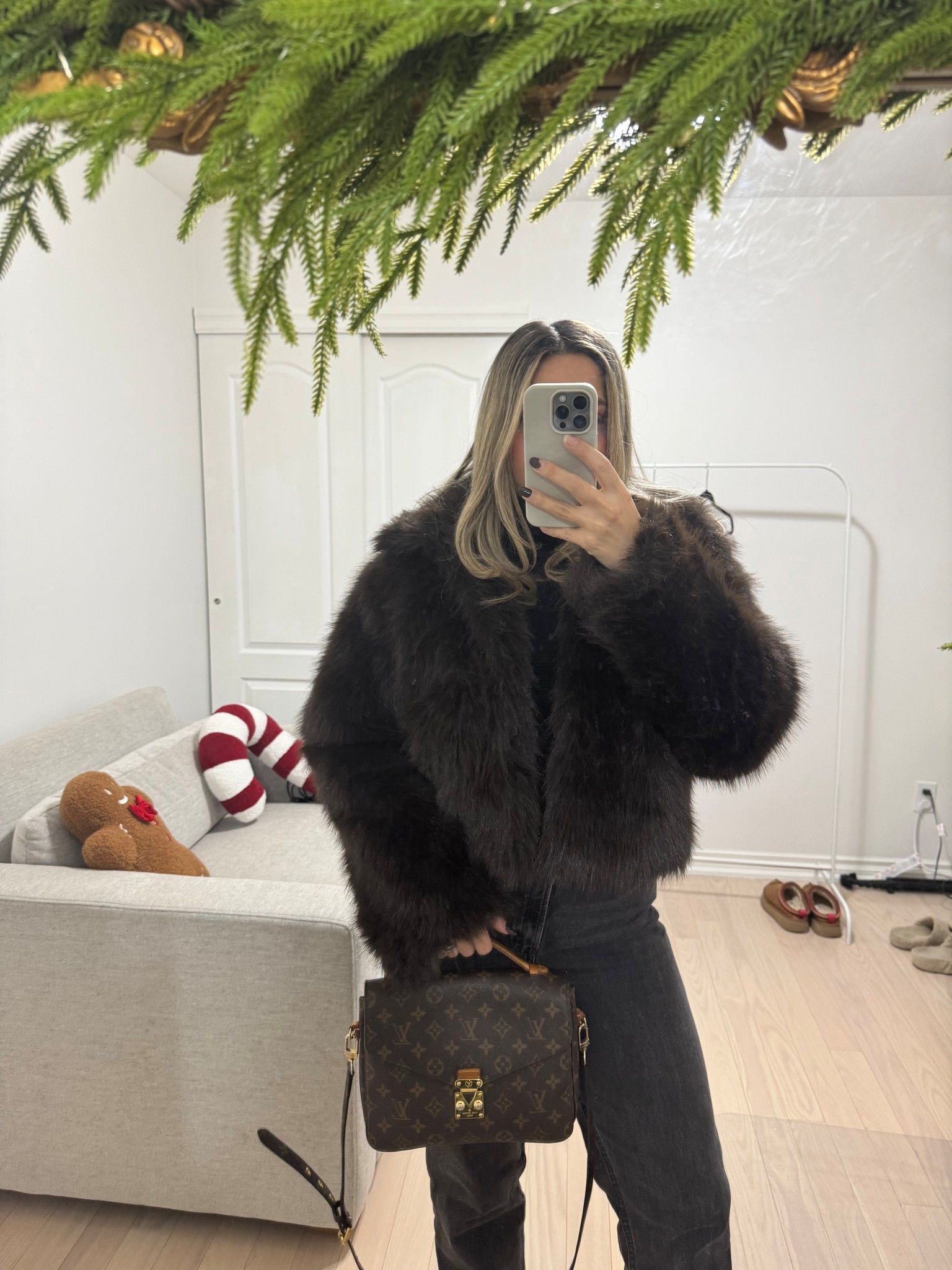 Faux fur under $60 that is super soft and trendy! 

#LTKwinter #LTKholiday #LTKdatenight