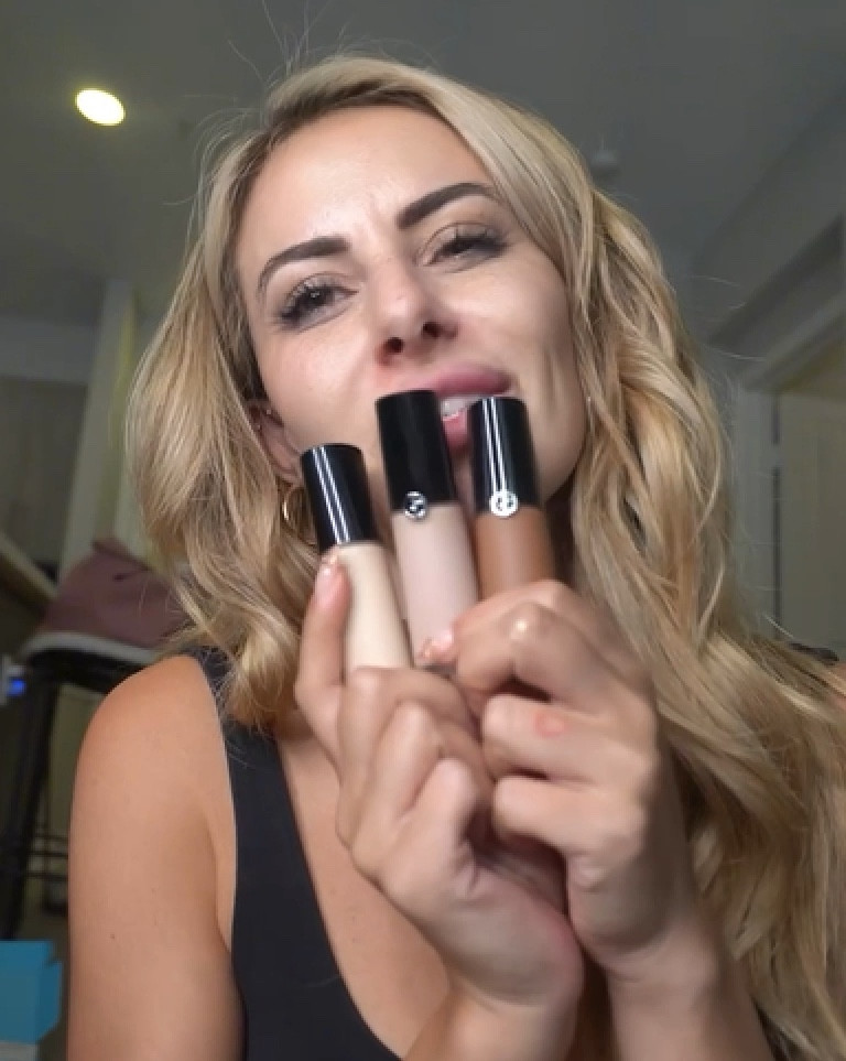 Perfect sunkissed skin ☀️ 

Love the applicator brush ✨

12 for bronze 
3.75 for normal skin 
3 for brightening 

#LTKFindsUnder100 #LTKBeauty #LTKStyleTip