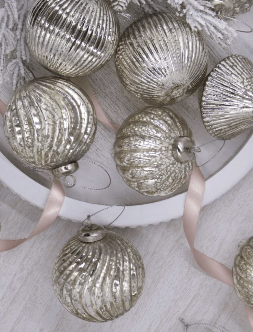 All the festive touches of Christmas with King of Christmas 

#LTKHome #LTKSeasonal #LTKHoliday