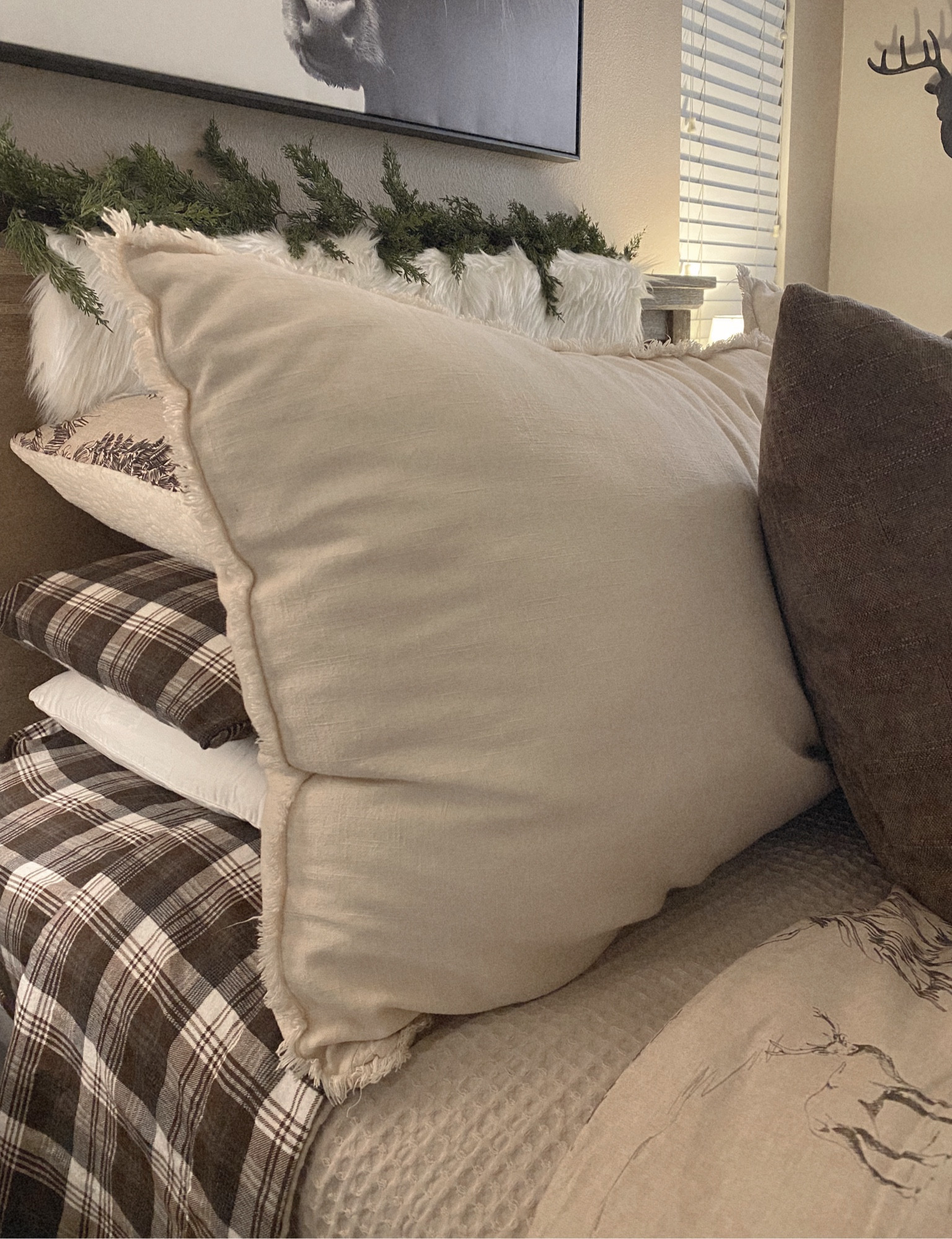 Woolrich Cotton Sheets from Amazon 🤎❄️🌲

Bedding, master bedroom, Pottery Barn, Target home, neutral decor

#LTKhome #LTKSeasonal