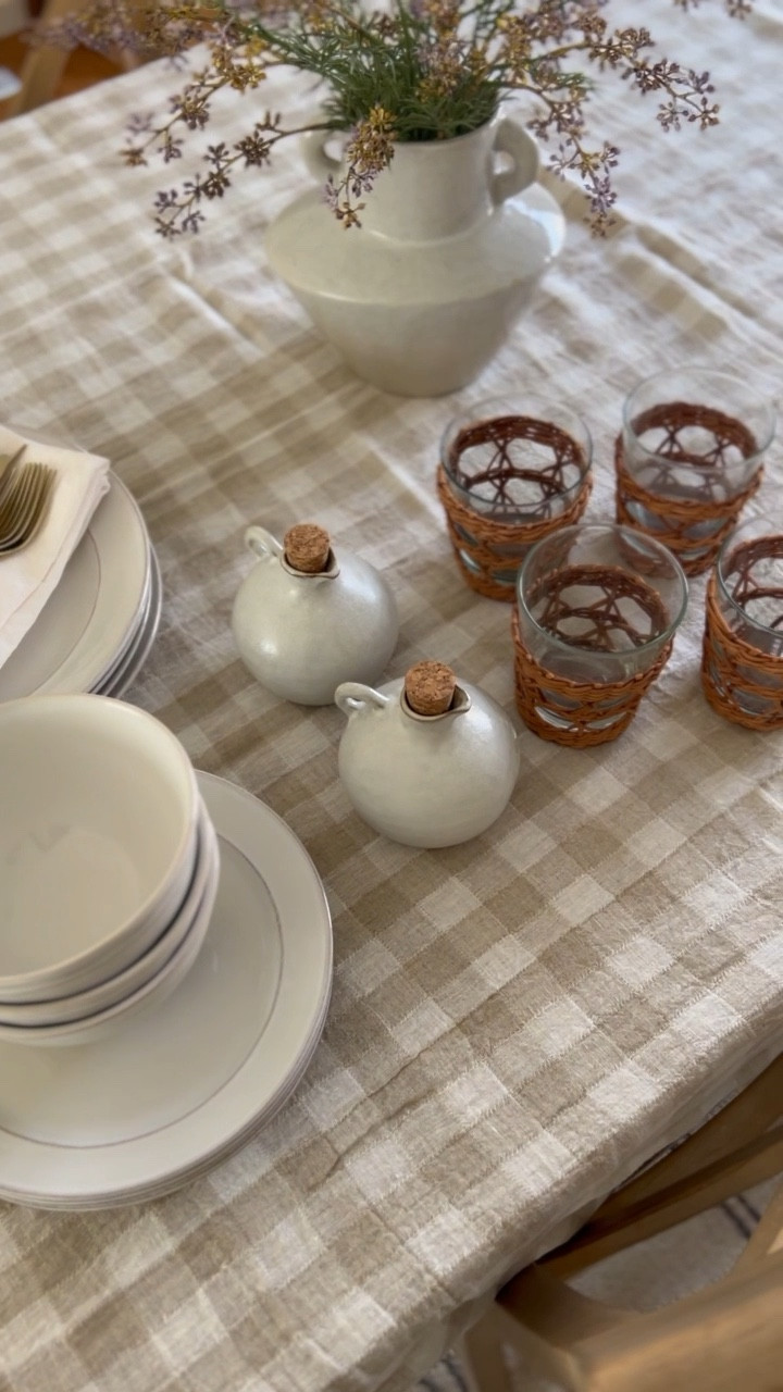Easter
Easter tablescape 
Tablesetting 
Dinnerware 
Flatware 
Tablecloth 
Glasses 
Pottery barn 
Magnolia 
McGee and Co 

#LTKfindsunder50 #LTKfindsunder100 #LTKhome