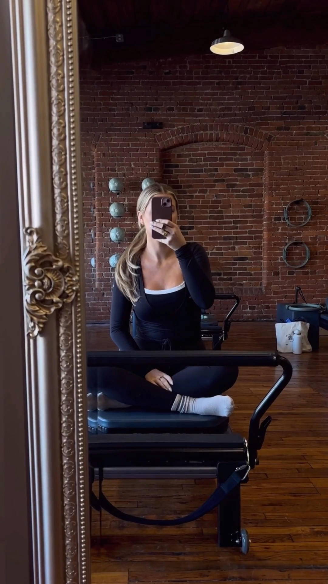 Start the morning with me 🤍 trying out a new pilates studio and getting my brows done! 

Lululemon align leggings back in stock in all sizes!!🫶🏼



Spring outfits 2026, summer outfits, day in my life, vlog, workout, morning routine, sidneymarieduke 

#LTKdayinmylife #LTKHome #LTKvlog