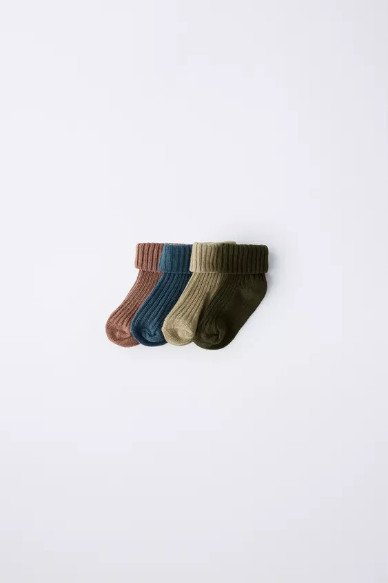FOUR-PACK OF SOCKS IN A BOX | Zara US