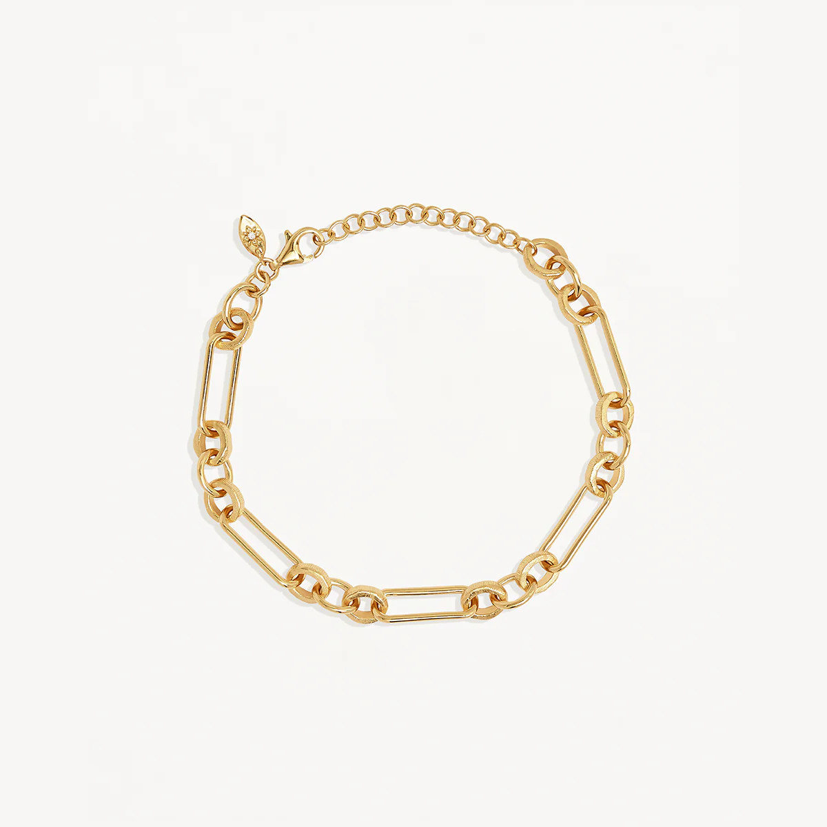 18k Gold Vermeil Shield Bracelet | By Charlotte