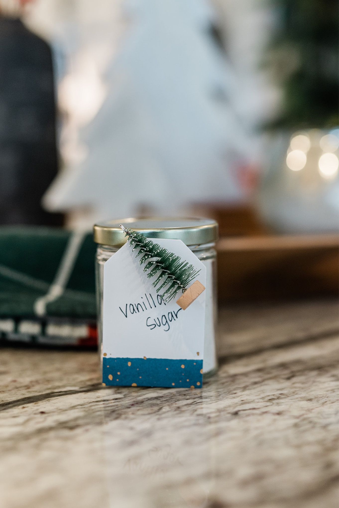 DIY gift idea: vanilla sugar 

#LTKGiftGuide #LTKSeasonal #LTKHoliday